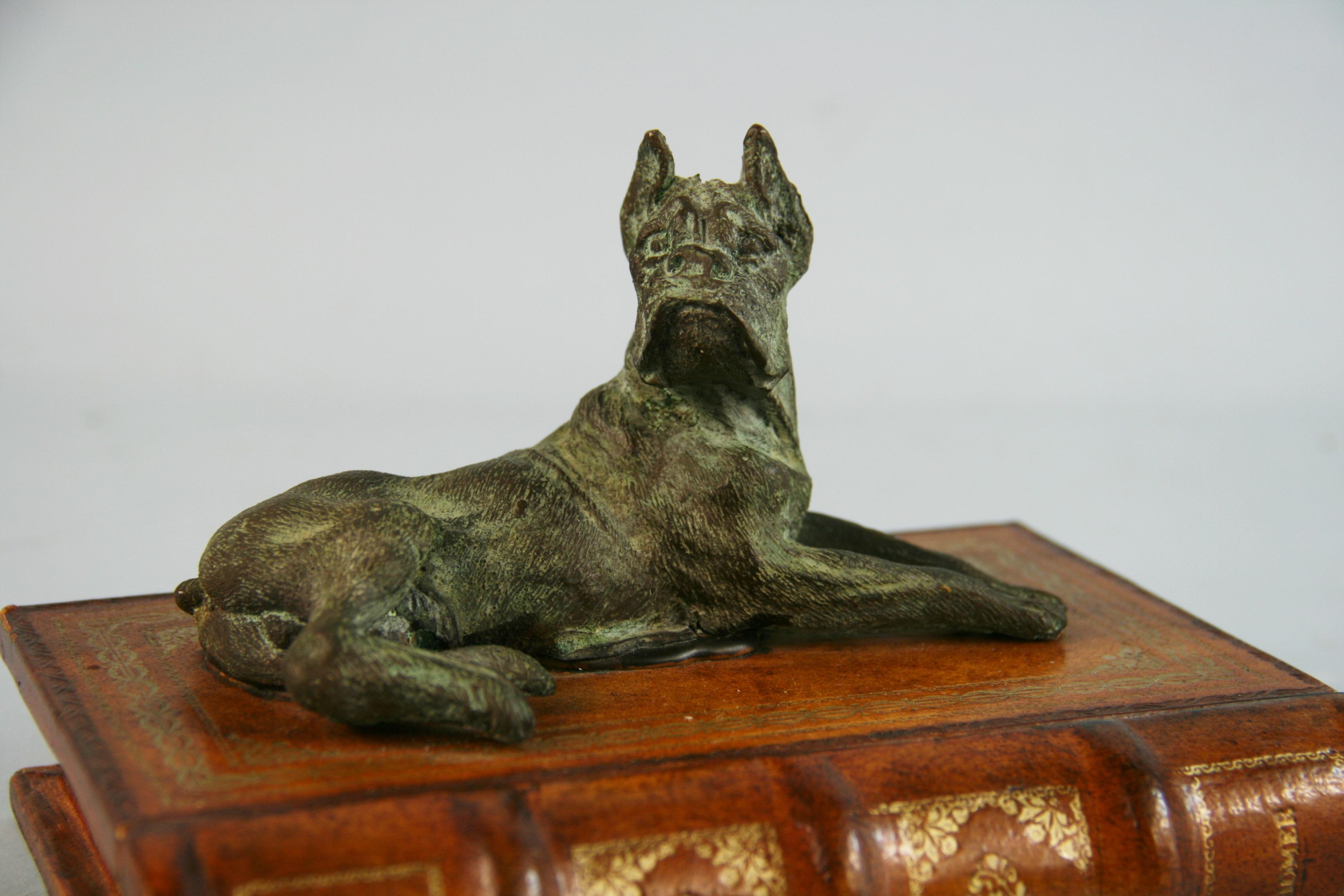 Italian Leather Book Box with Brass Boxer Dog Sculpture In Good Condition In Douglas Manor, NY