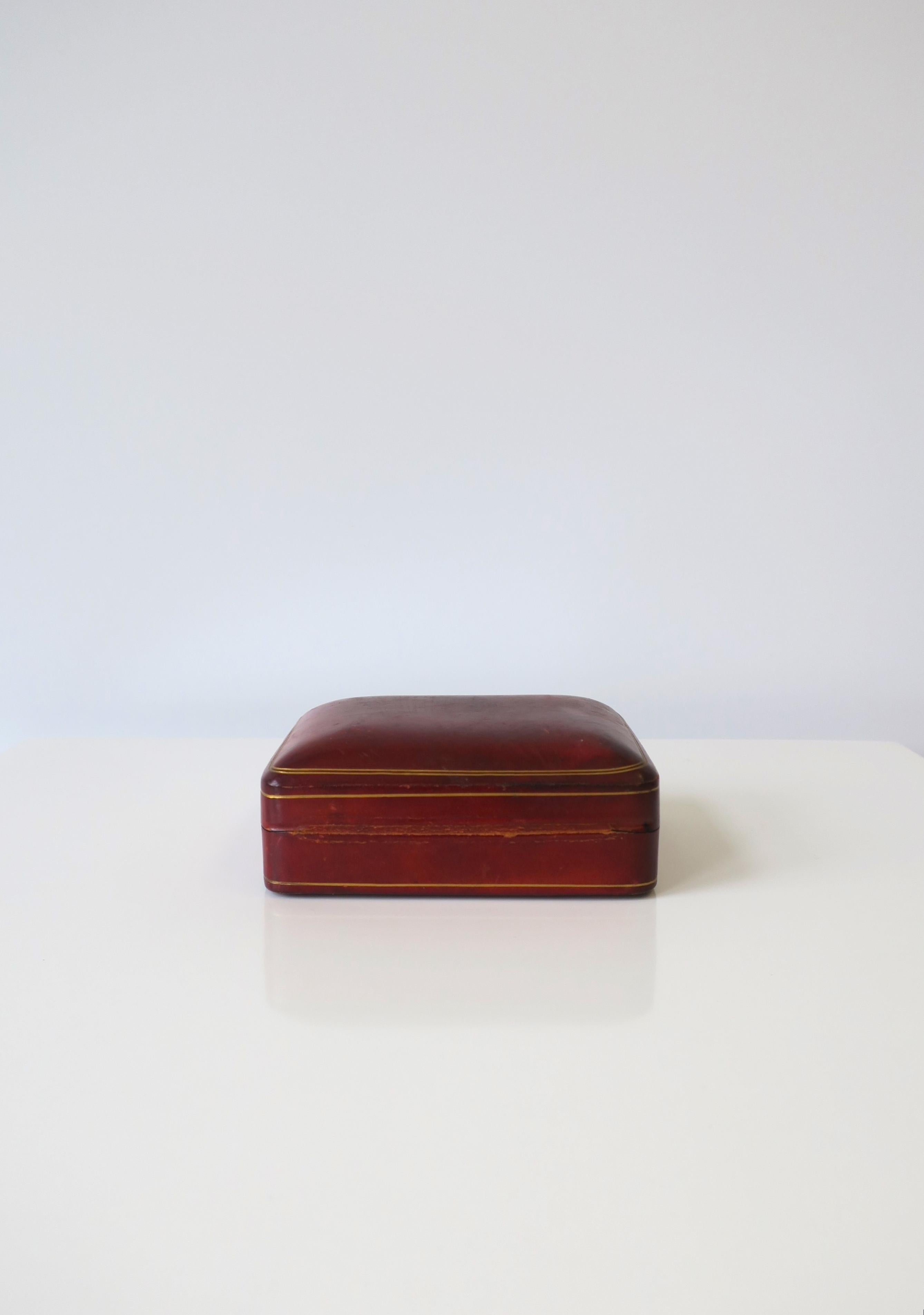 Italian Leather Box For Sale 5
