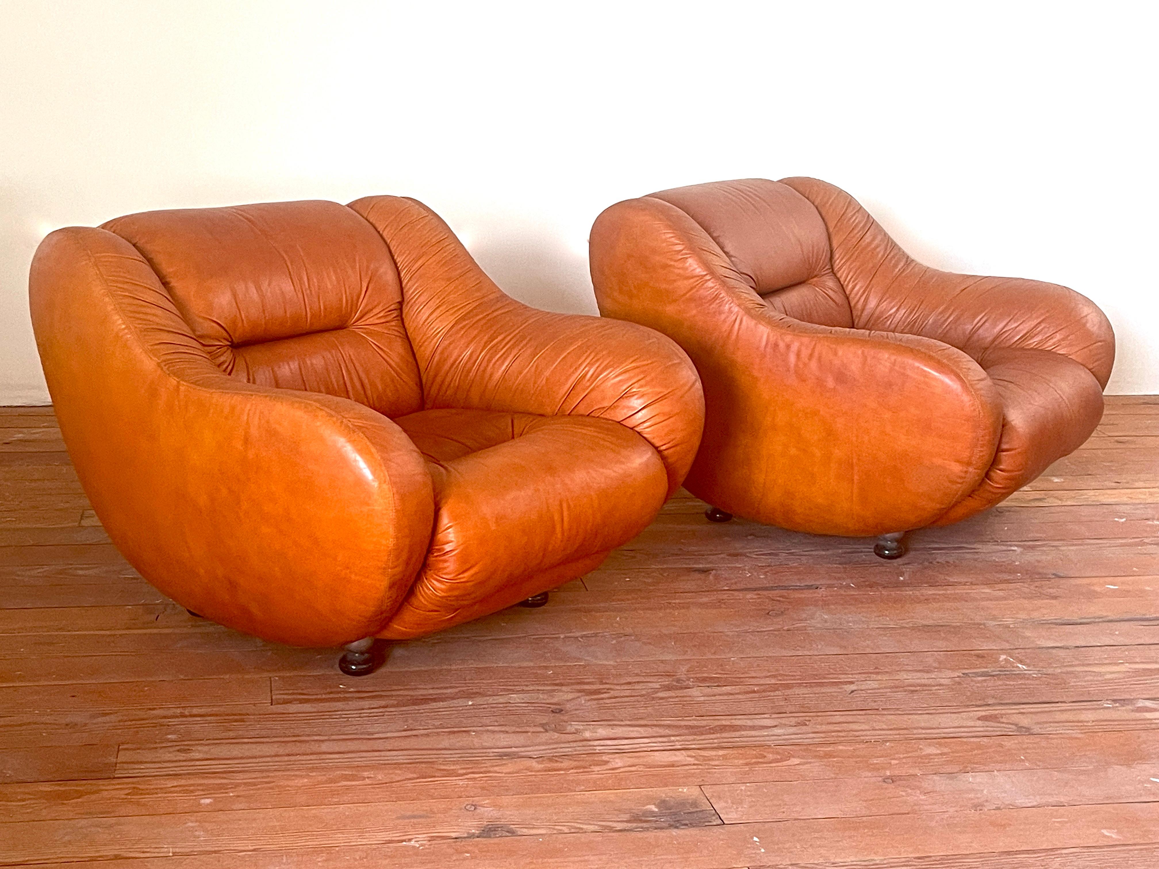 Italian Leather Club Chairs For Sale at 1stDibs