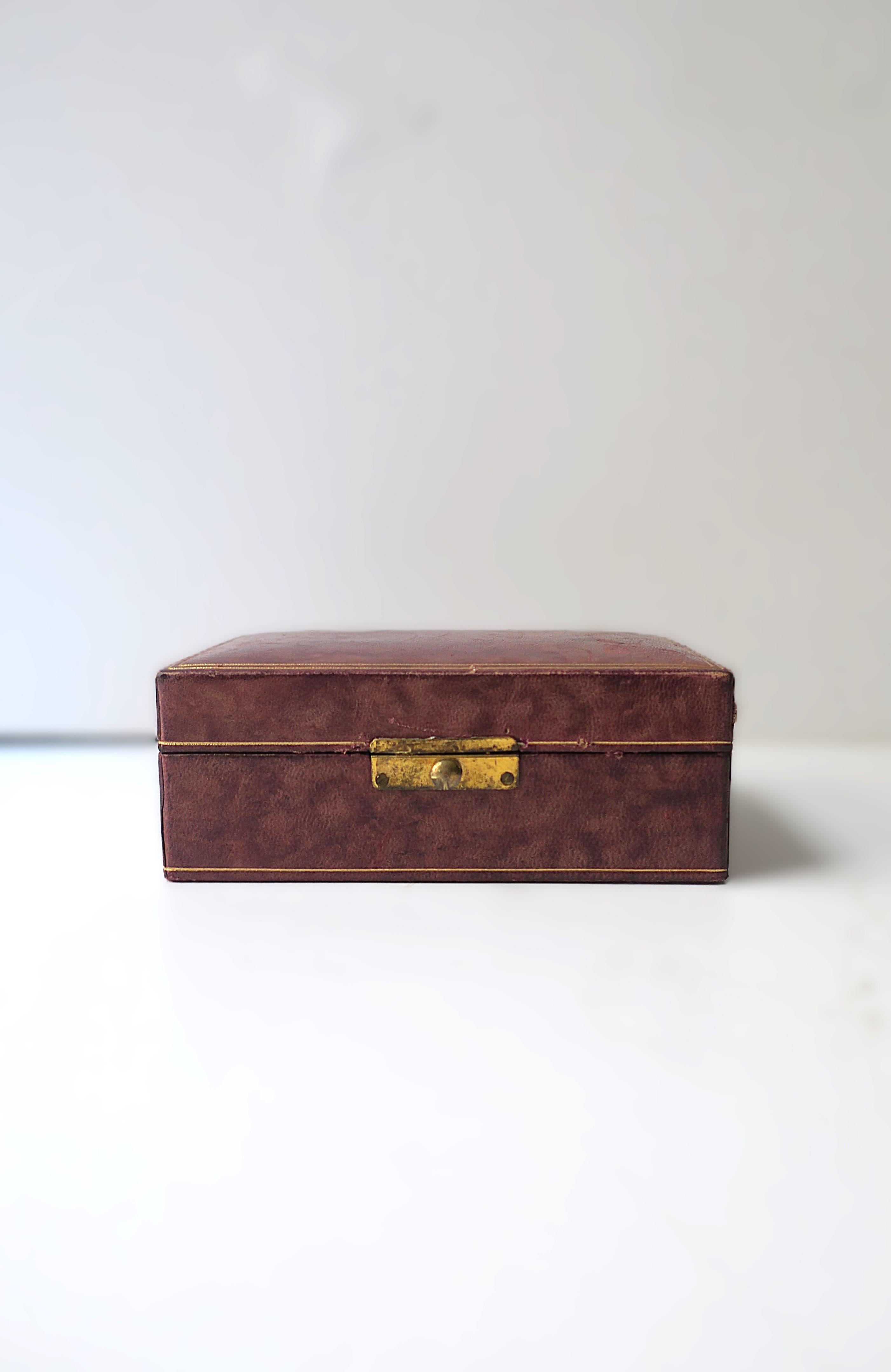 Joyero de cuero italiano Italiano en venta