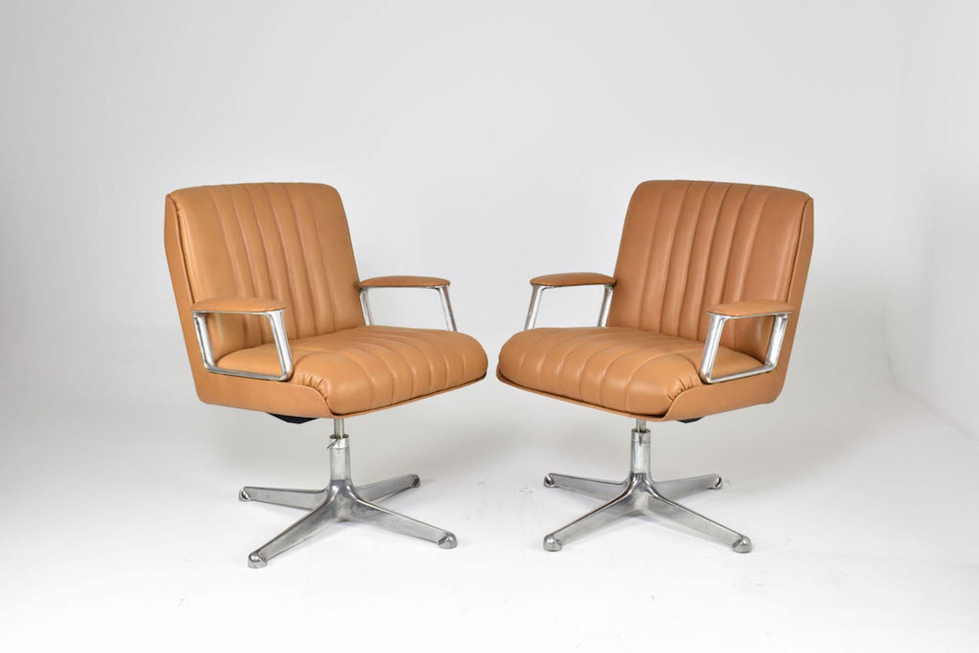 Italian Leather Office Chair Set by Osvaldo Borsani for Tecno Milano, 1960s For Sale 5