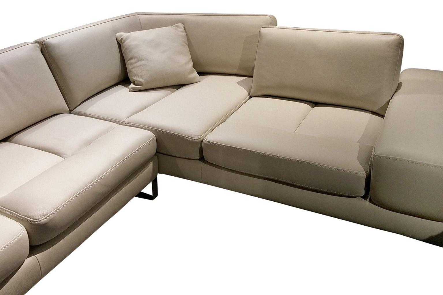 couch with adjustable back