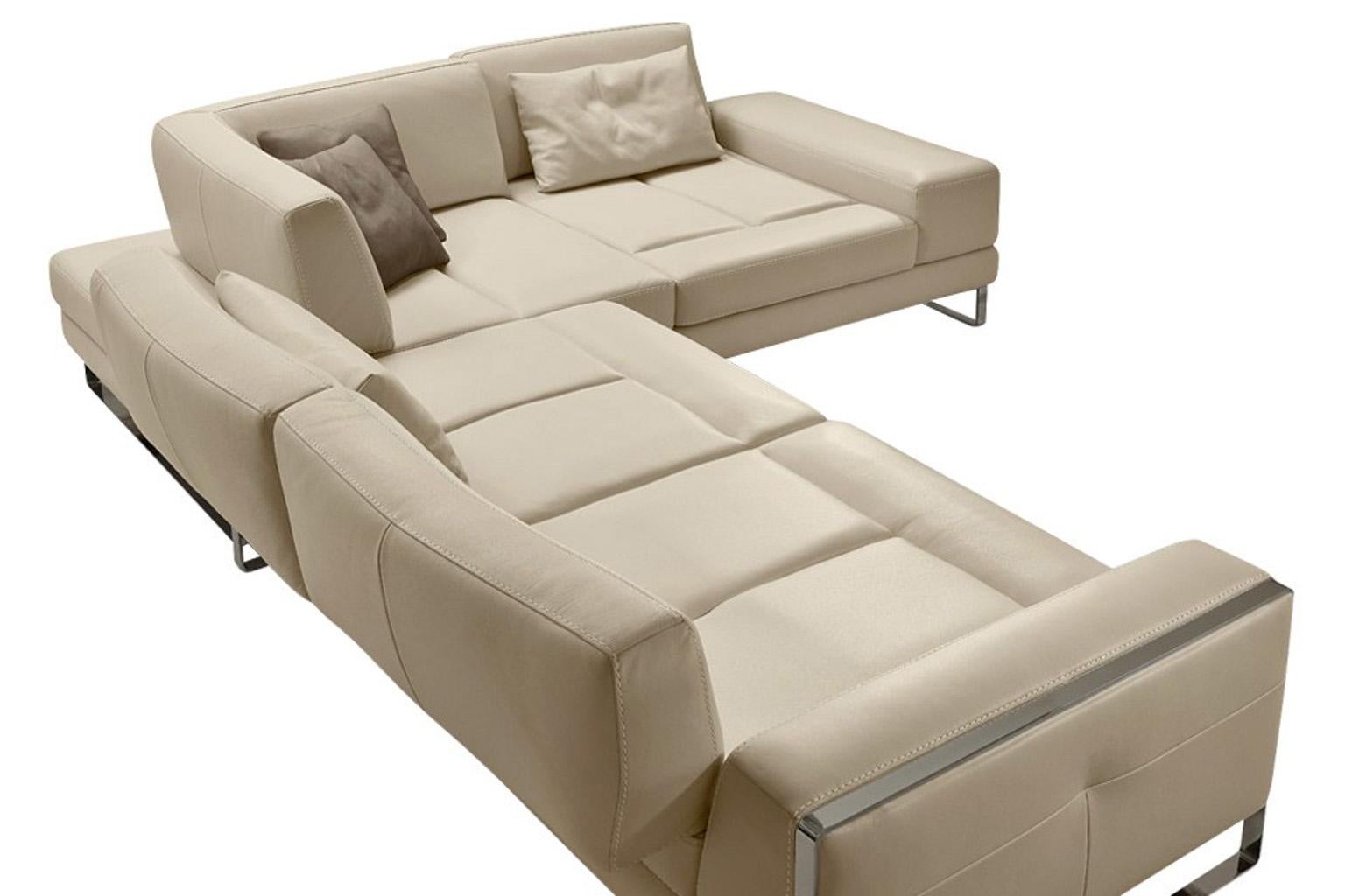 European Italian Leather Sectional with Adjustable Back Cushions For Sale