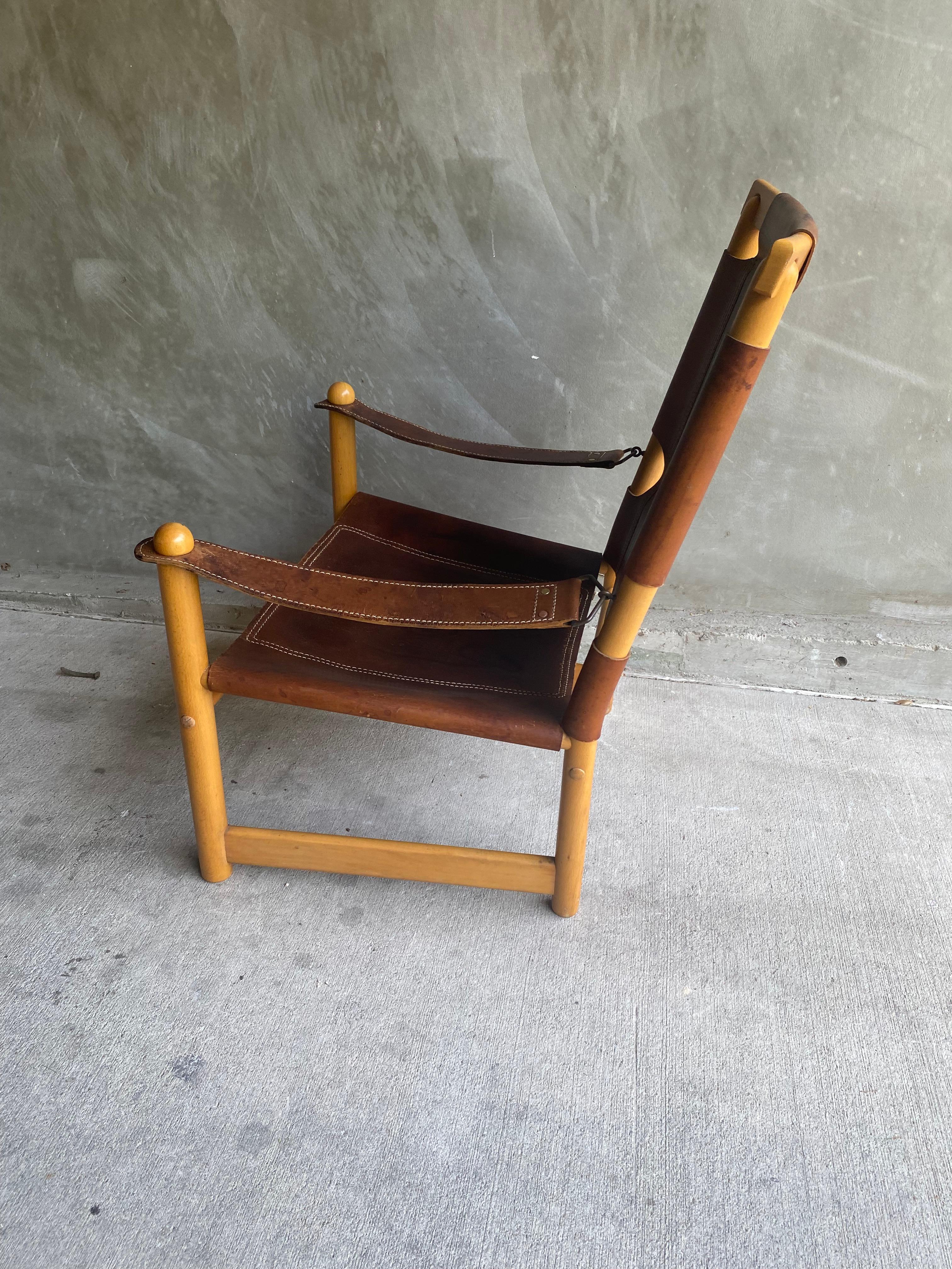 Mid-20th Century Italian Leather Sling Chair, 1960's For Sale