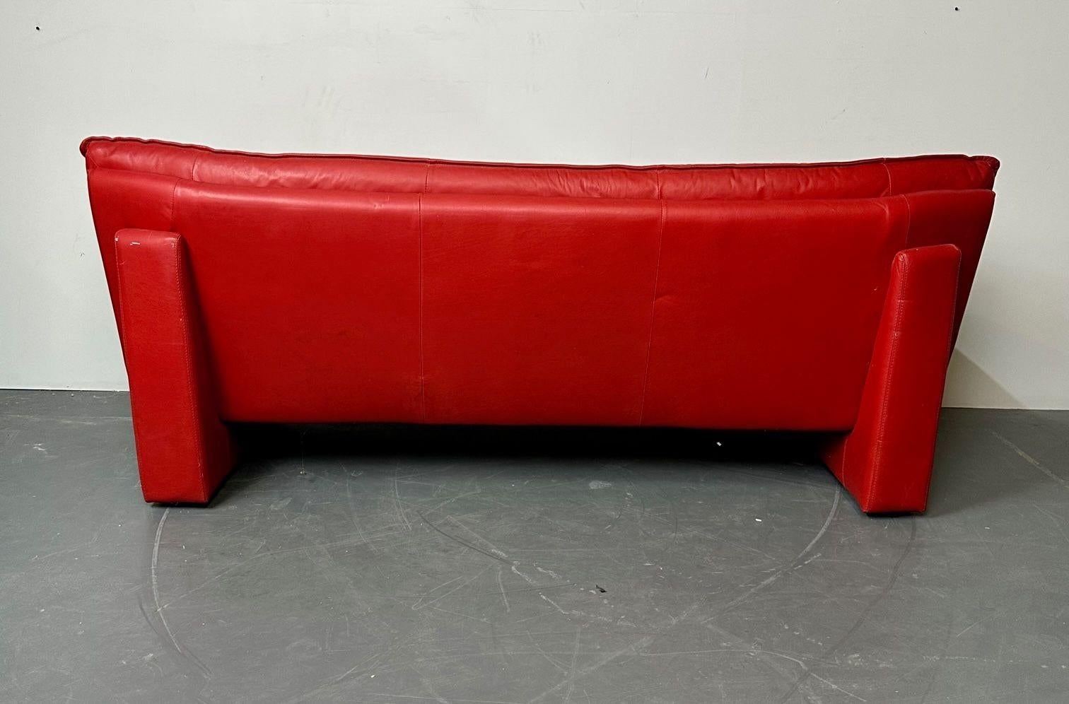 Italian Leather Sofa by FLEP S.P.A. Bitonto, Modern at 1stDibs