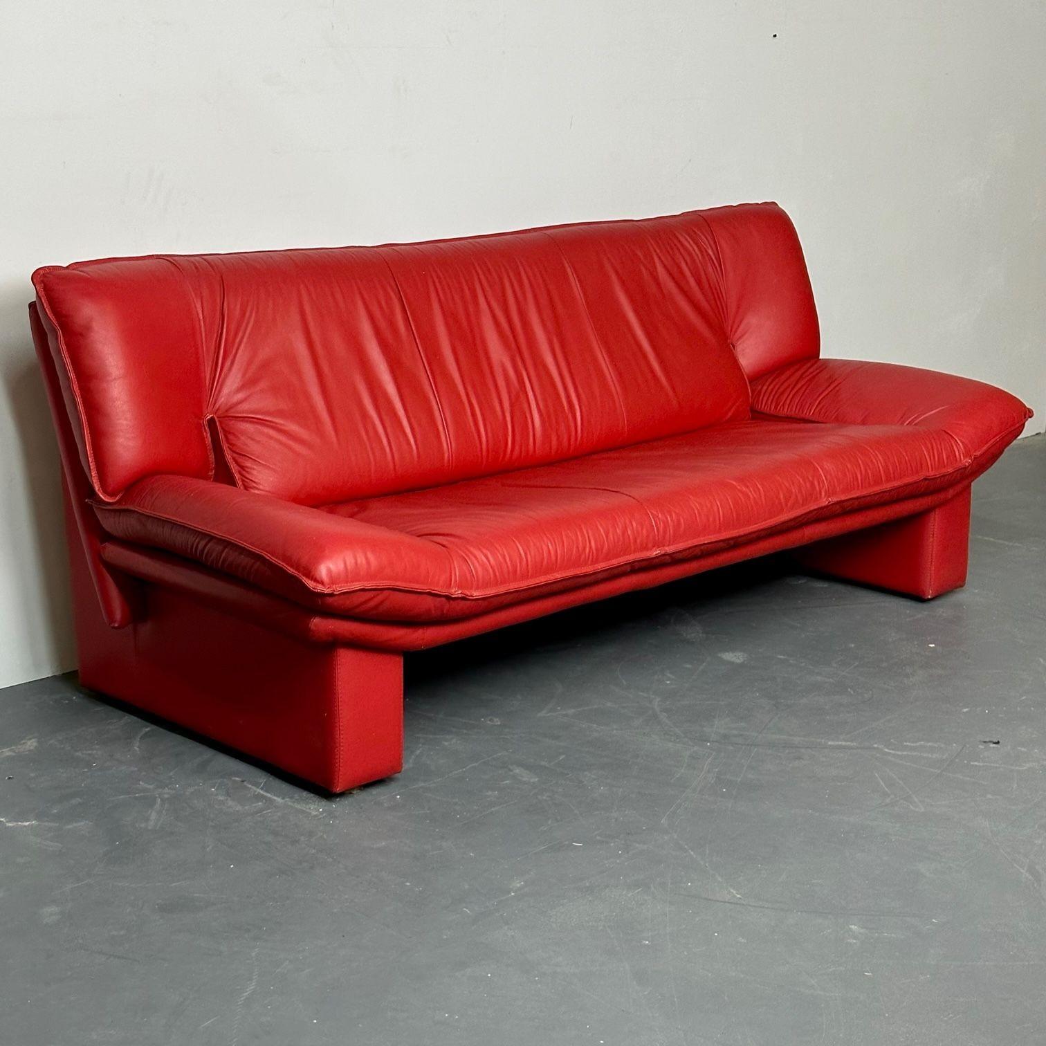 Italian Leather Sofa by FLEP S.P.A. Bitonto, Modern at 1stDibs