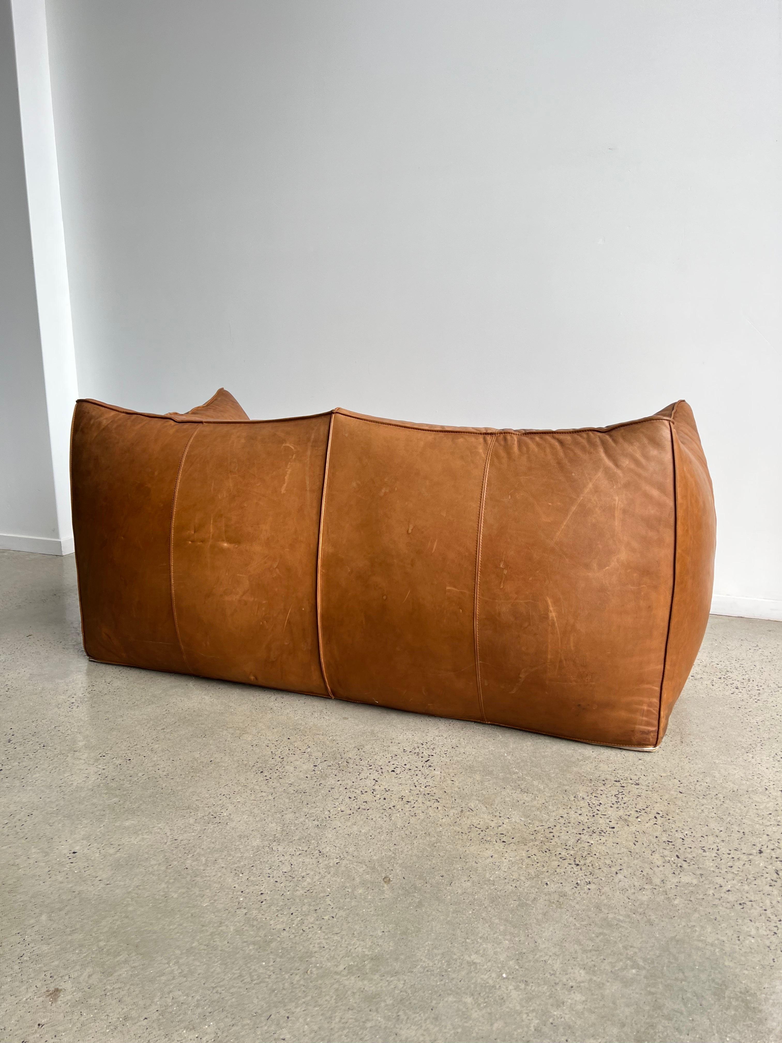 Italian Leather Sofa by Mario Bellini le Bambole for B&B Italia 1970s For Sale 1