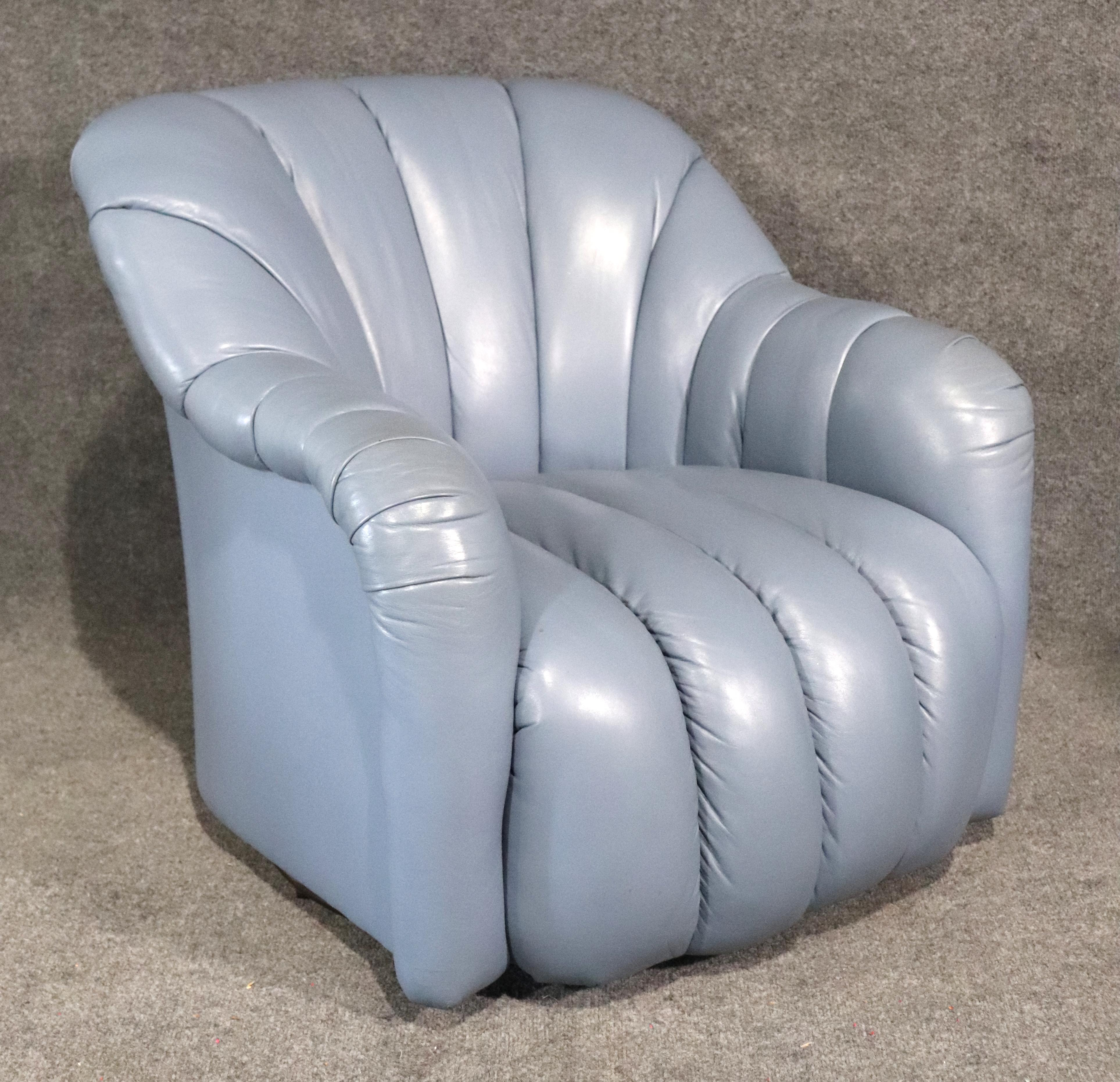Italian Leather Swivel Chairs For Sale 1