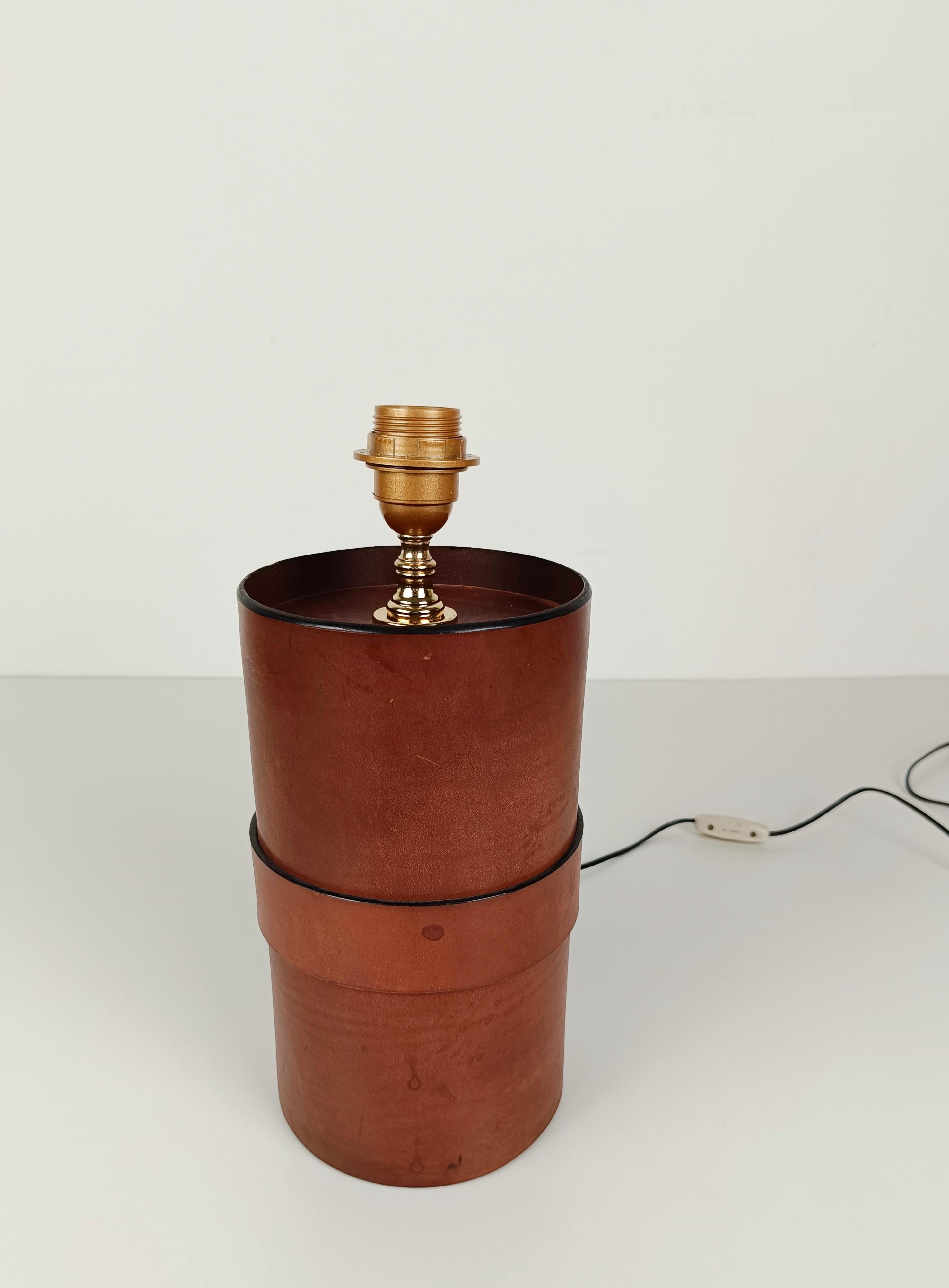 Italian Leather Table Lamp with Wicker Shade in the style of Jacques  Adnet, 70s 11