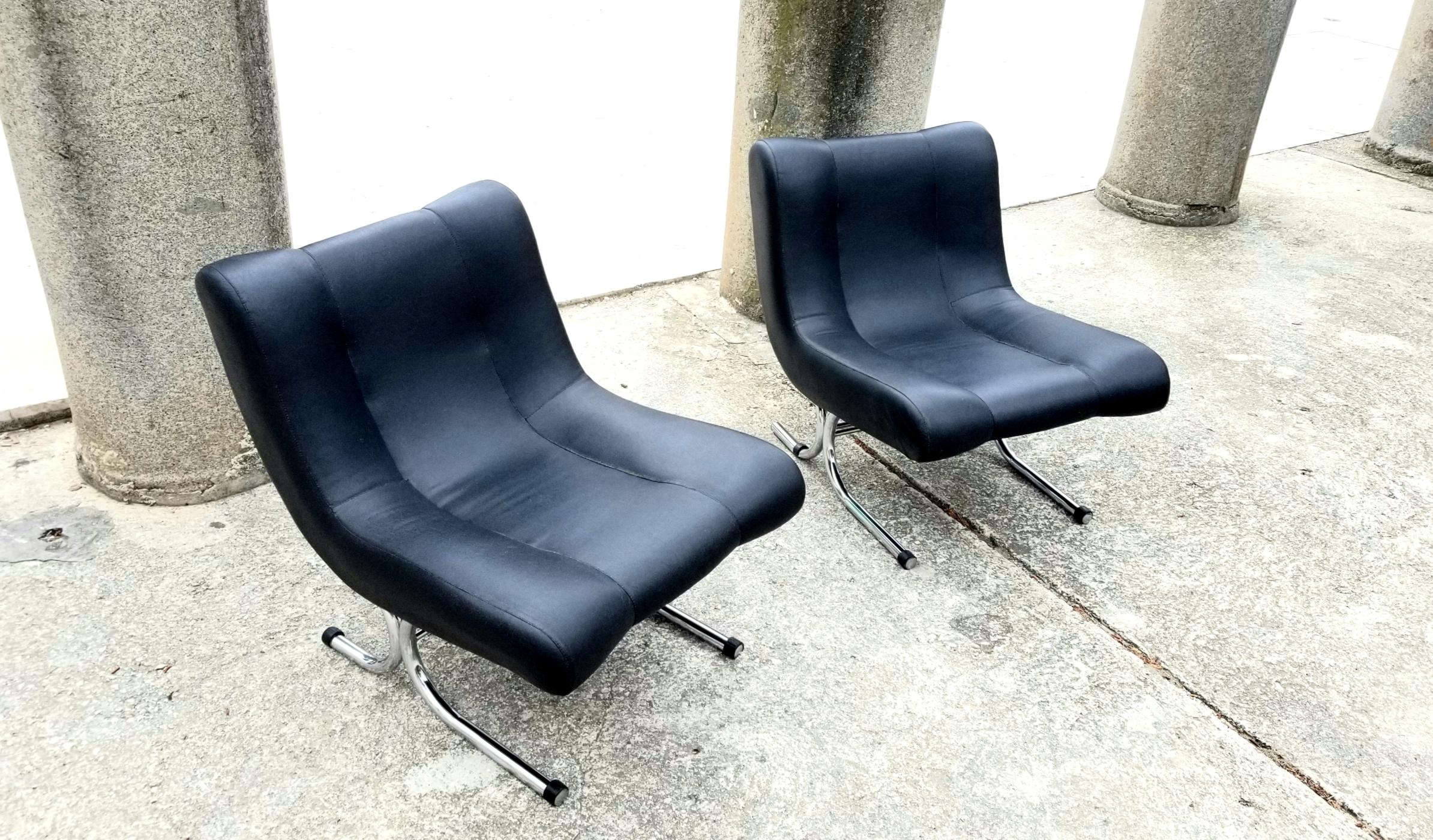 Mid-20th Century Italian leaving Room Set in style of  Gianfranco Frattini for Cassina For Sale