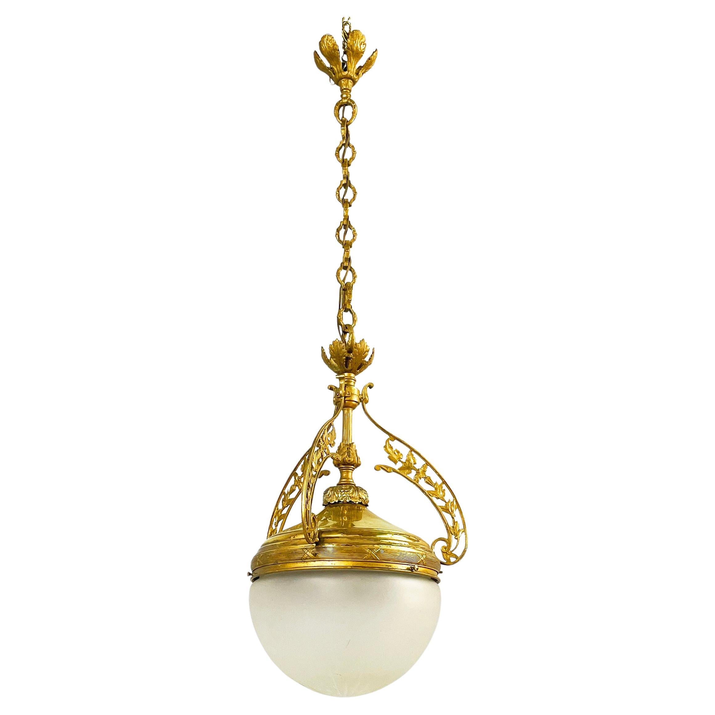 Italian liberty Chandelier in molded satin glass and brass, early 1900s