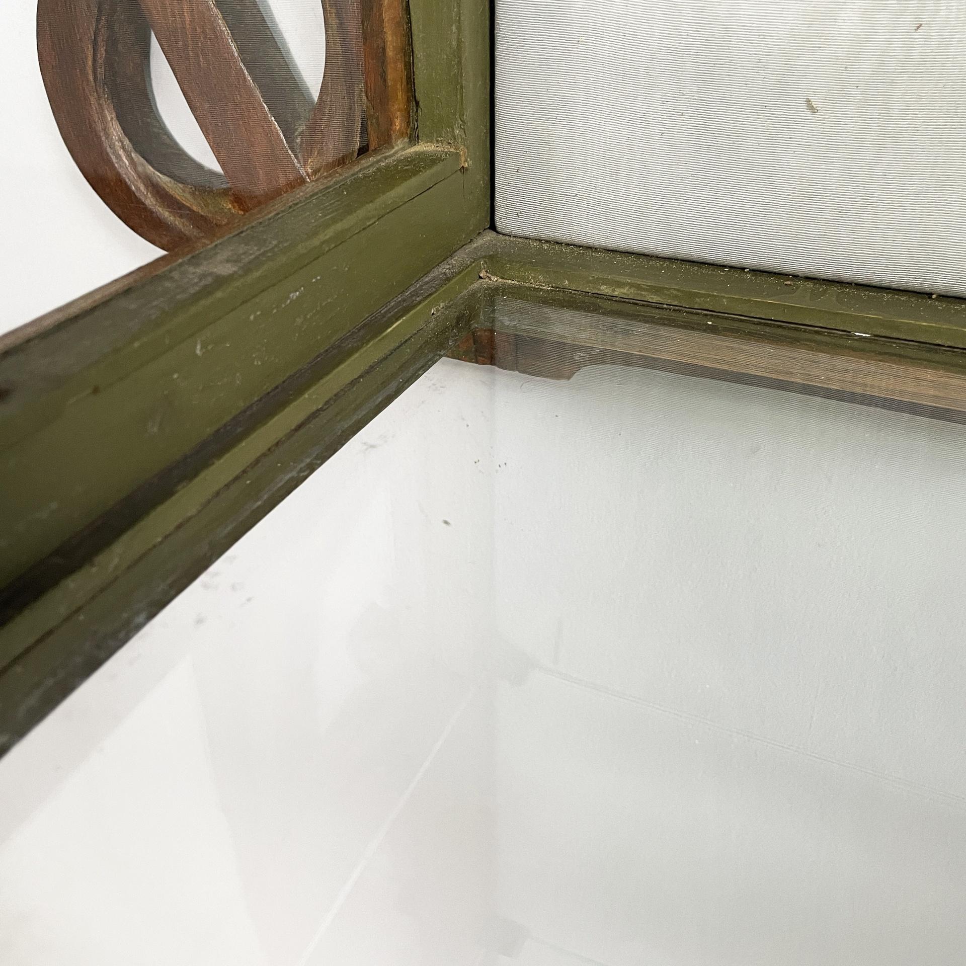Italian liberty wall display cabinet in wood and glass, early 1900s in vendita 4