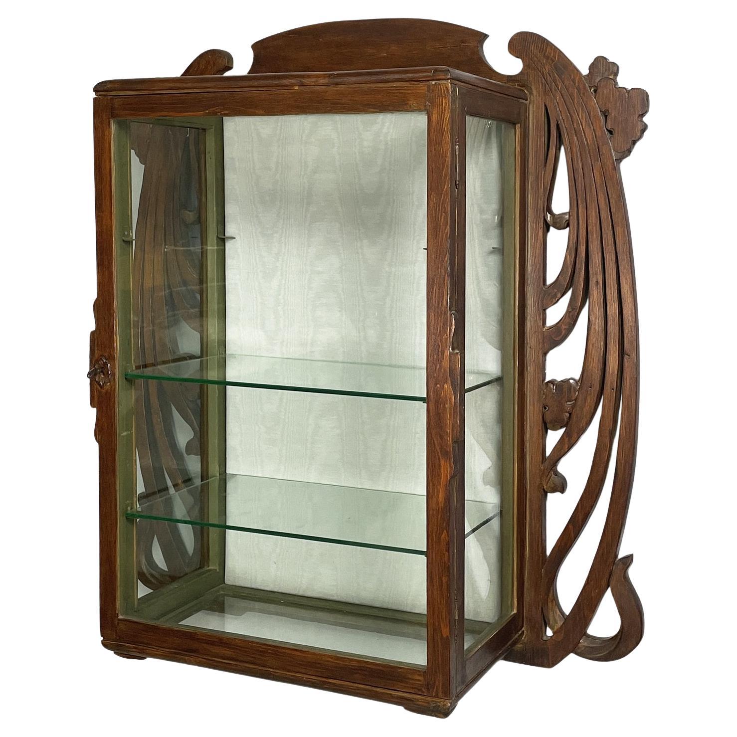 Italian liberty wall display cabinet in wood and glass, early 1900s in vendita