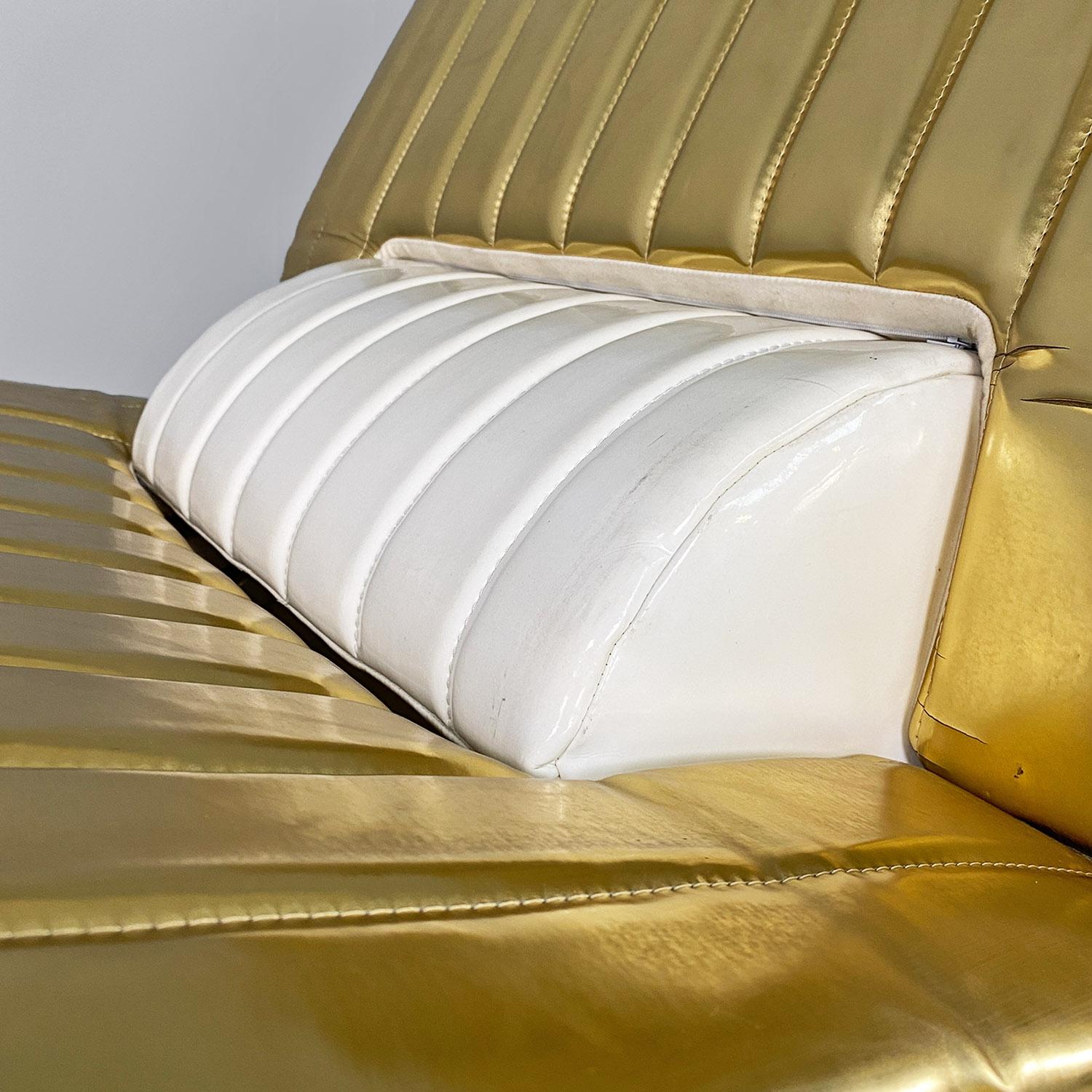 Italian Libro armchair Gianni Pareschi Umberto Orsini DAM Group x Busnelli 2000s For Sale 5
