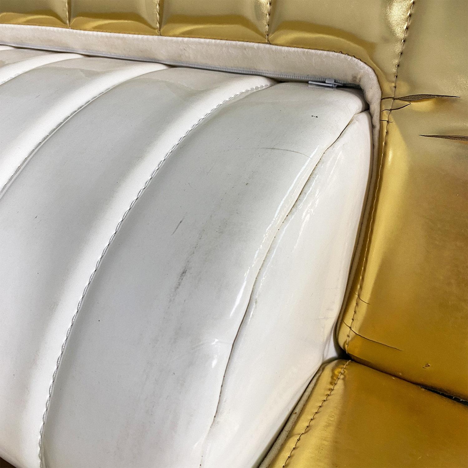 Italian Libro armchair Gianni Pareschi Umberto Orsini DAM Group x Busnelli 2000s For Sale 6