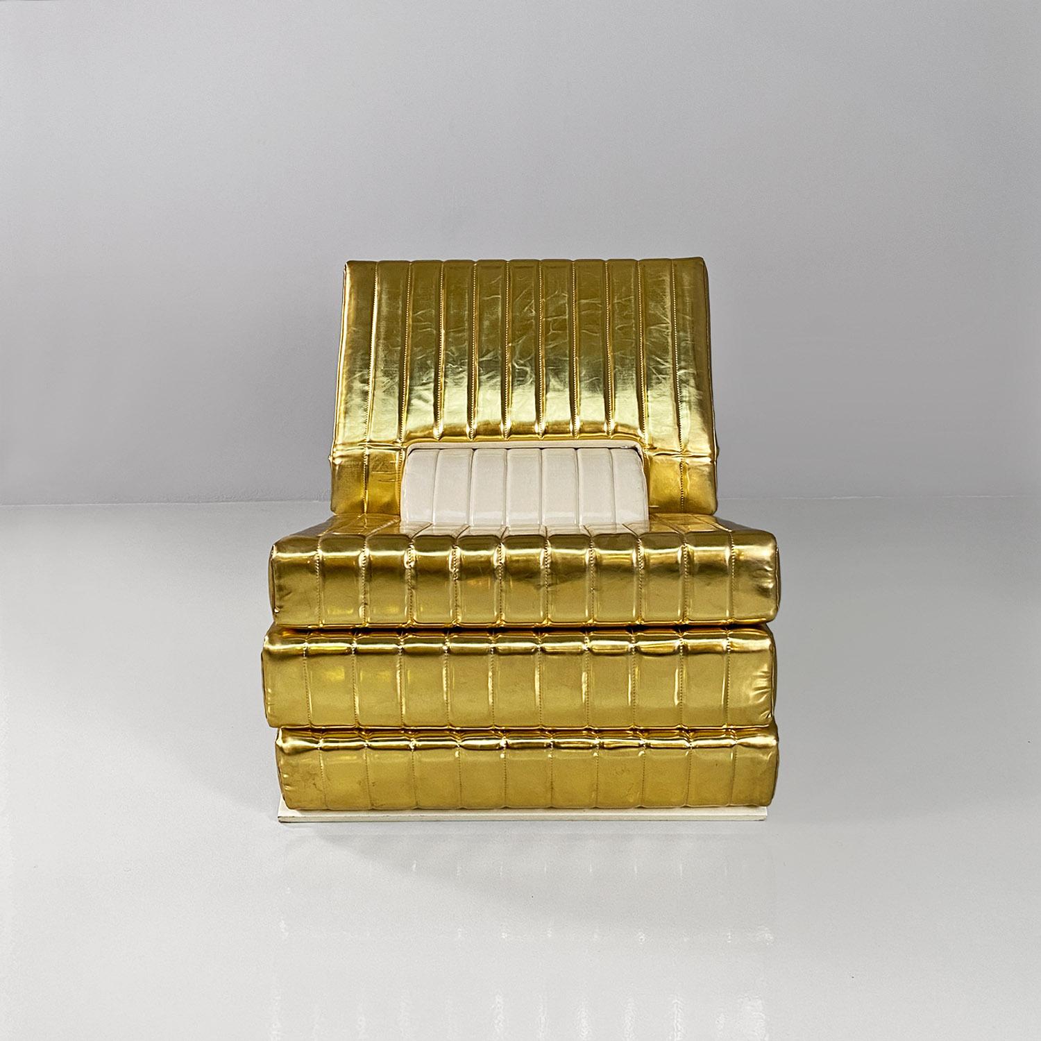 Italian Libro armchair Gianni Pareschi Umberto Orsini DAM Group x Busnelli 2000s For Sale 1
