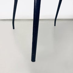 Italienischer Sessel mit Sitz und Rückenlehne aus hellbraunem Kunstleder und Metallfüßen, 1960er Jahre