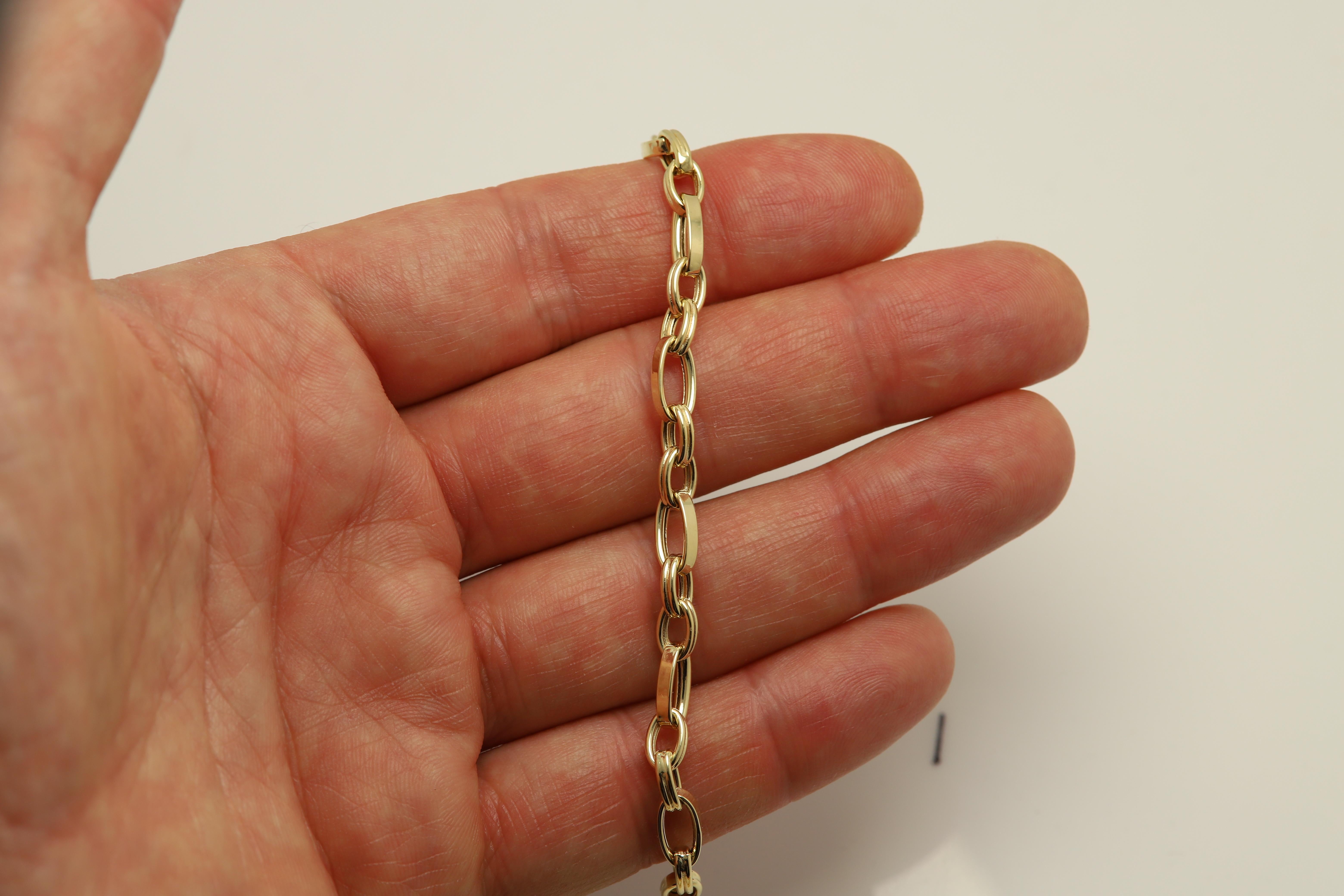 Italian Link Chain Bracelet 14 Karat  Gold Trendy Link Bracelet For Sale 6
