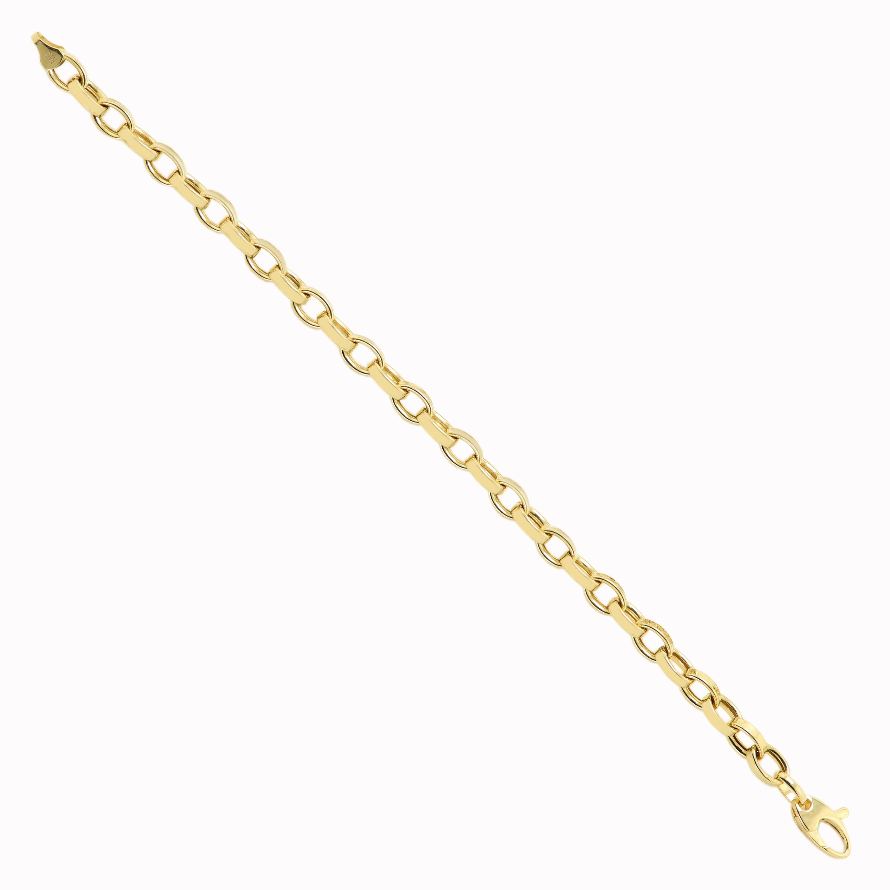 Beautiful Link Bracelet -  well made and very trendy look.
very elegant, Has a good balance between elegancy and trendy, not too bulky but not too thin either.
14k yellow gold 6.20 grams.
Length; 7.5' Inch
made In Italy.
approx individual link size