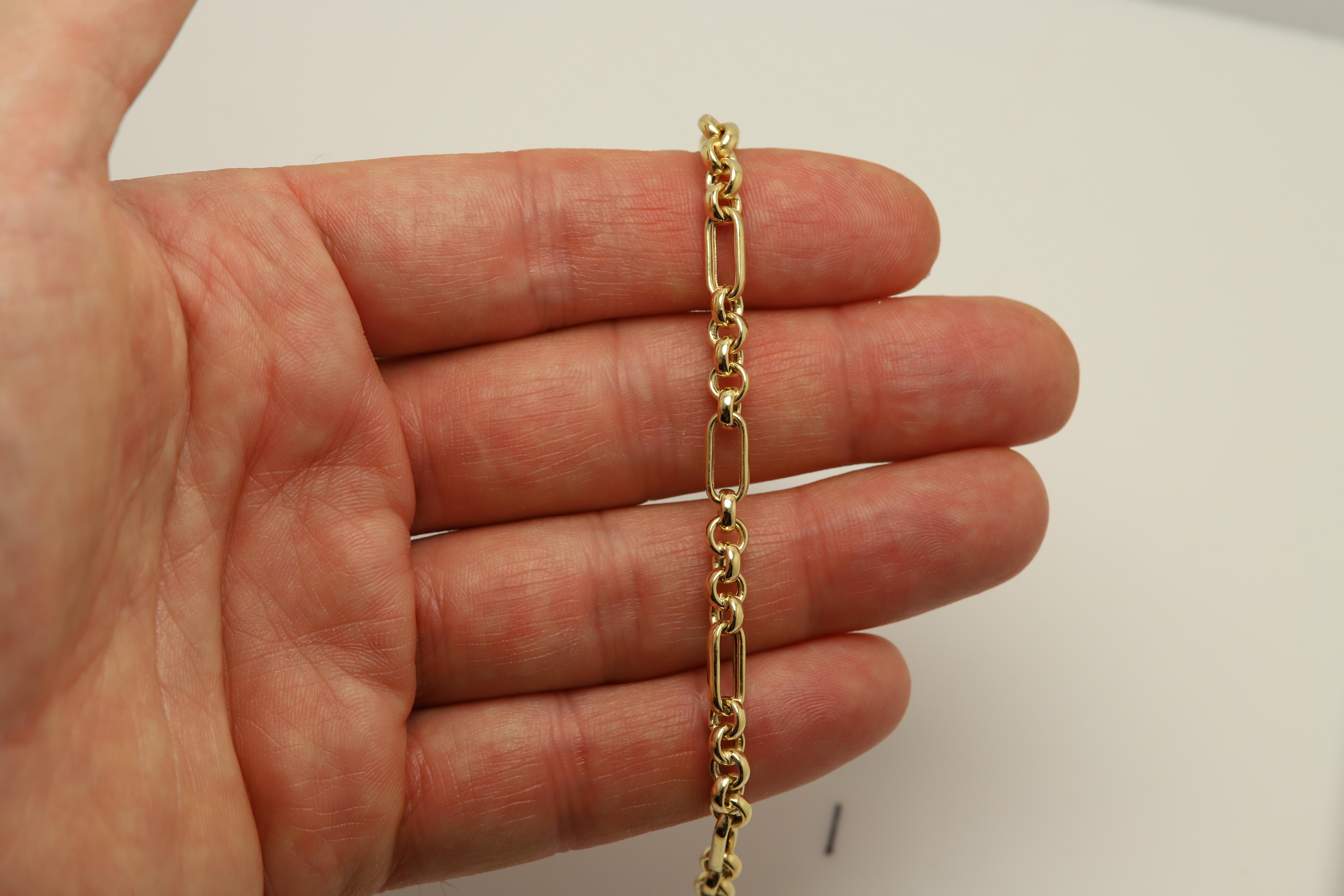 Women's Italian Link Chain Bracelet 14 Karat  Gold Trendy Link Bracelet For Sale