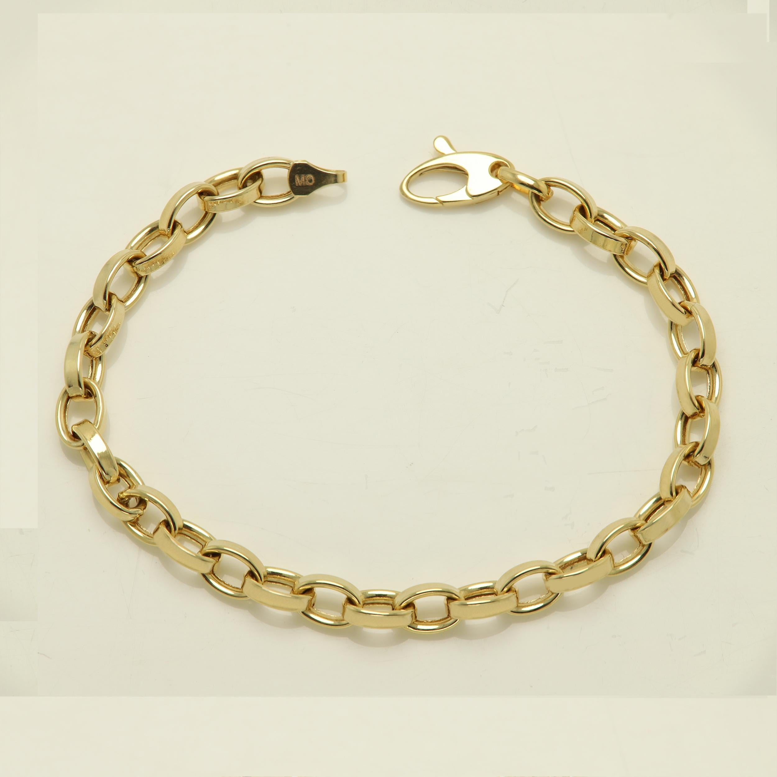 Italian Link Chain Bracelet 14 Karat  Gold Trendy Link Bracelet For Sale 5