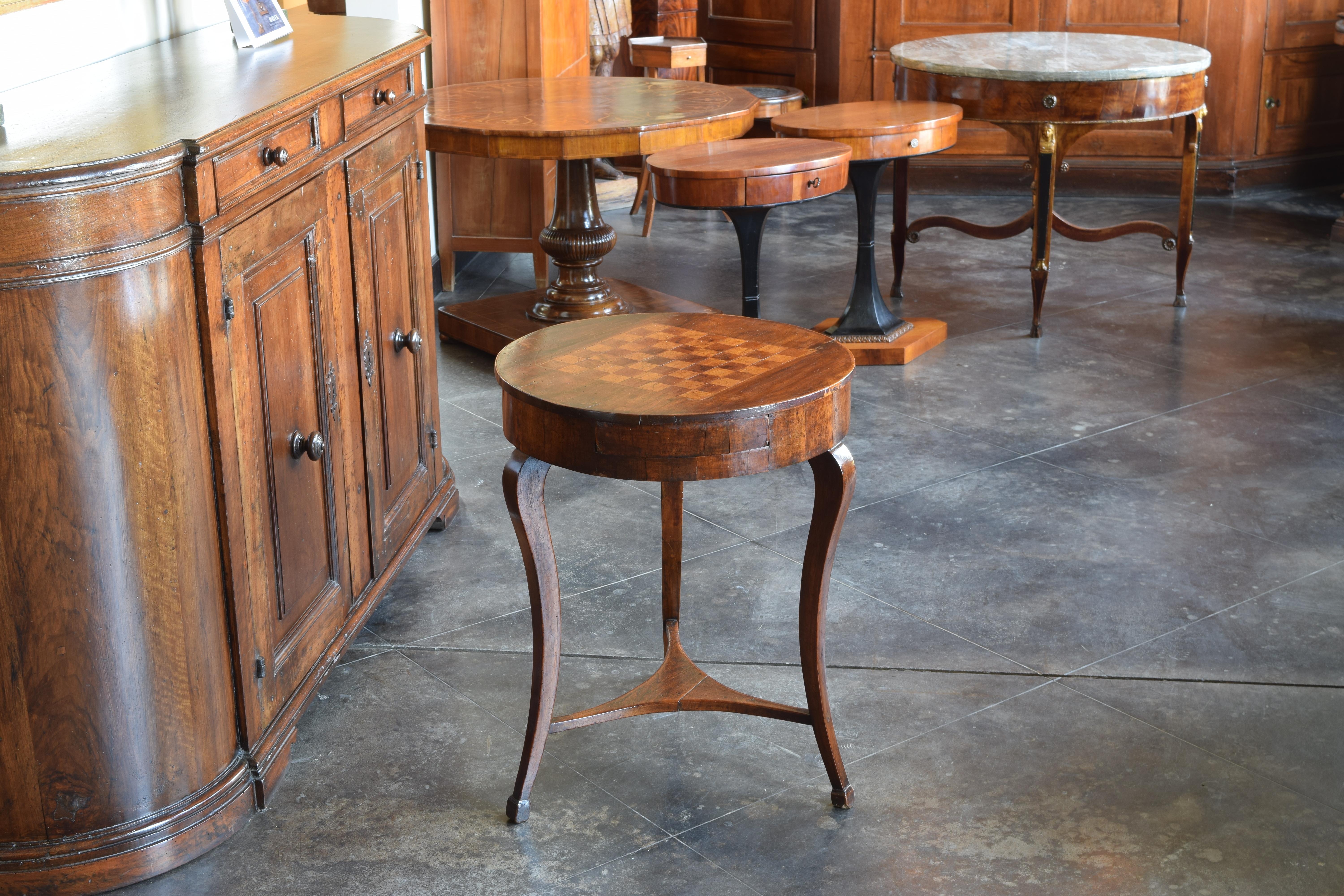 Italian, Lombardia, Walnut and Inlaid Games Table, Chessboard Top, 19th Century In Good Condition In Atlanta, GA