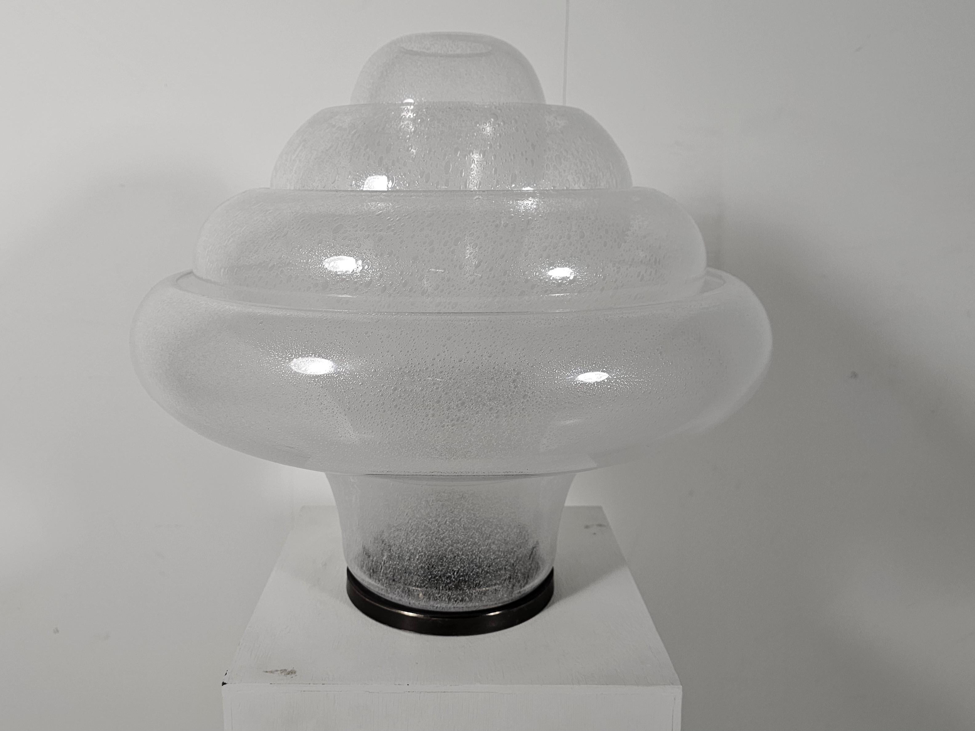 Lámpara de sobremesa italiana de loto de cristal de Murano y metal de Carlo Nason para Mazzega, 1960 en Bueno Estado en amstelveen, NL