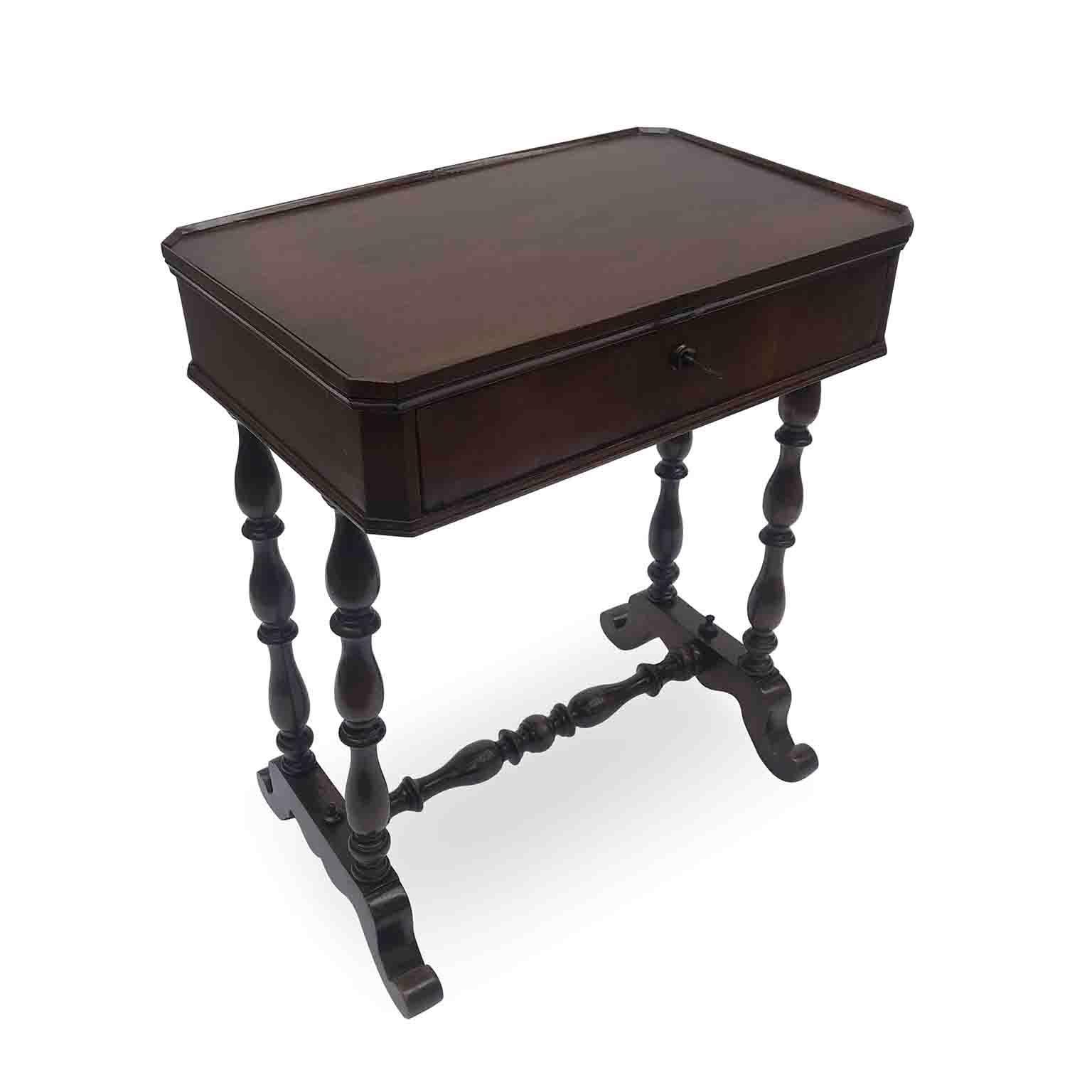 Italian Louis Philippe Side Table 19th Century Walnut Sewing Table For Sale 8