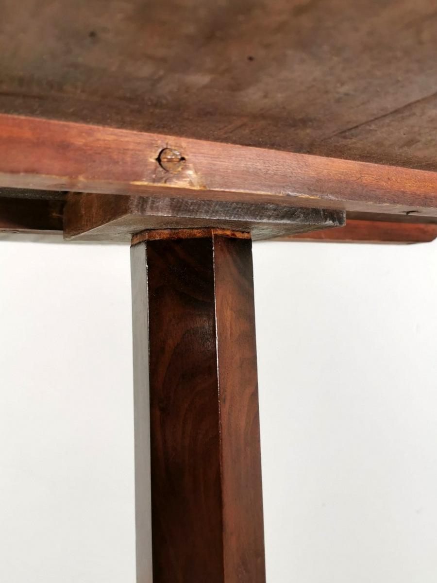 Louis Philippe Style Feather Walnut Coffee Table With Tripod North Italy For Sale 8