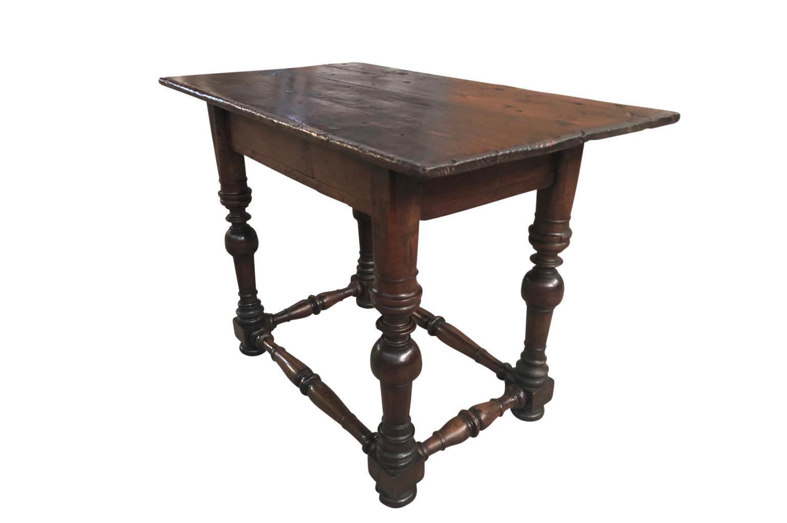 Italian Louis XIII Style Side Table In Good Condition In Atlanta, GA