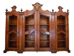 Libreria a 4 ante in legno di noce, pioppo e abete del periodo Luigi XIV, XVIII secolo