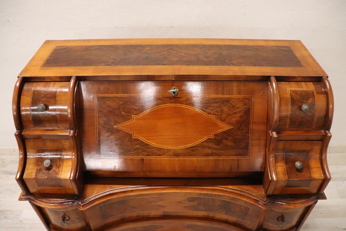 Italian Louis XIV Style Chest of Drawers In Good Condition For Sale In Casale Monferrato, IT
