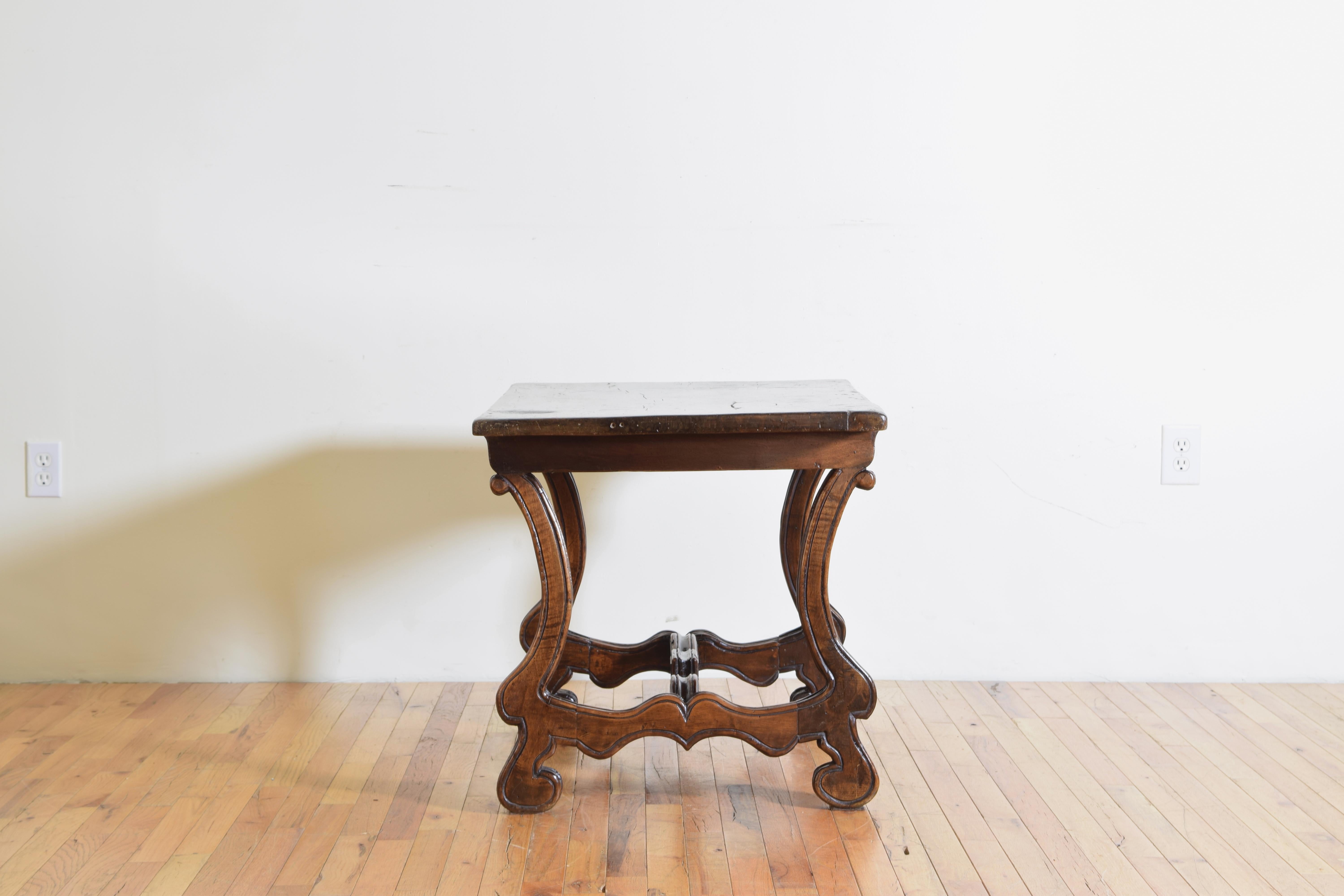 Italian Louis XIV Style Walnut Coffee Table, 18th Century Elements In Good Condition In Atlanta, GA