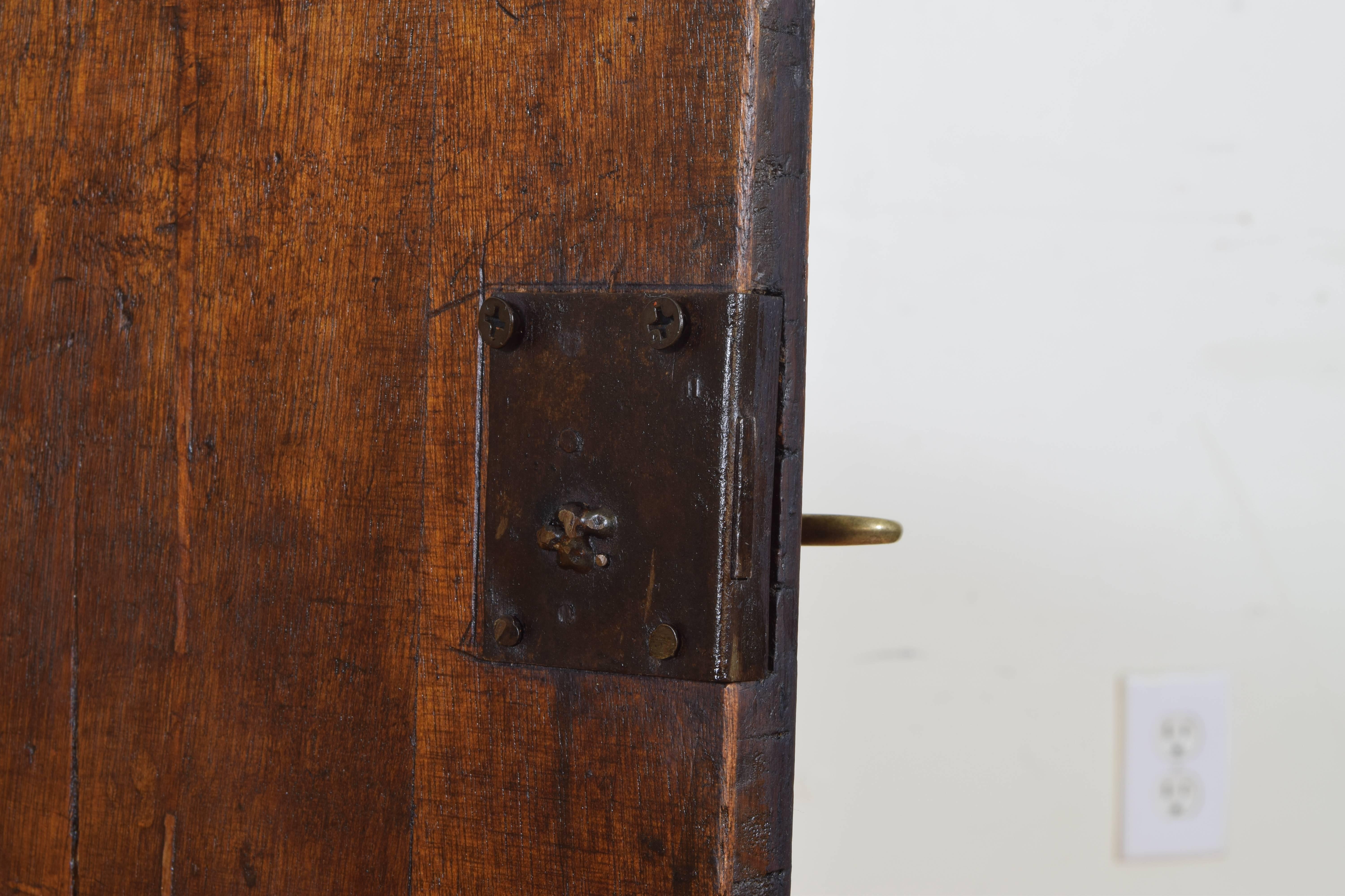 Italian Louis XIV Style Walnut Locking Alms Box, 19th Century 6