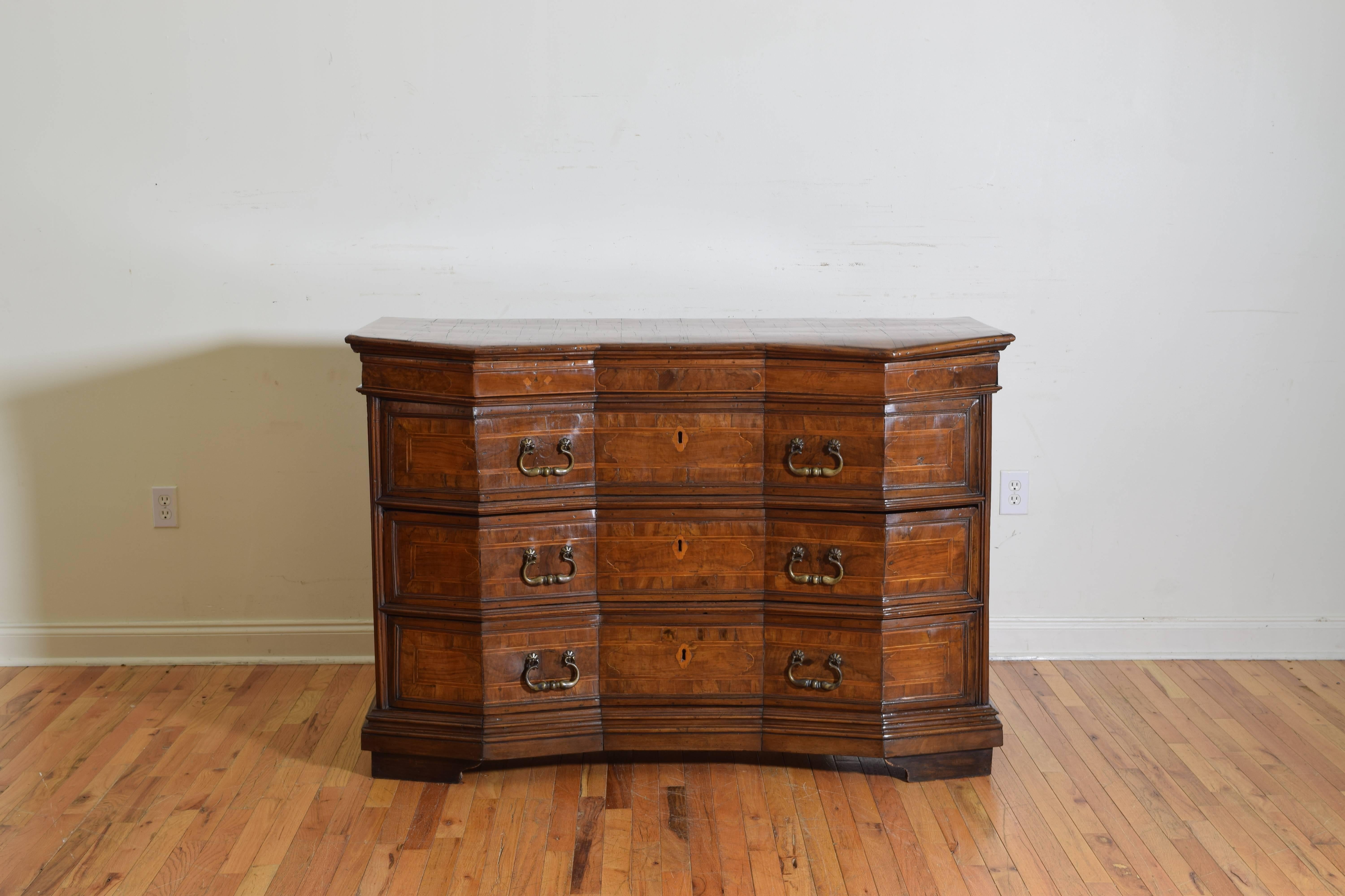 Italian Louis XIV Walnut, Mixed Woods Four-Drawer Cantarano Commode 18th Century 1