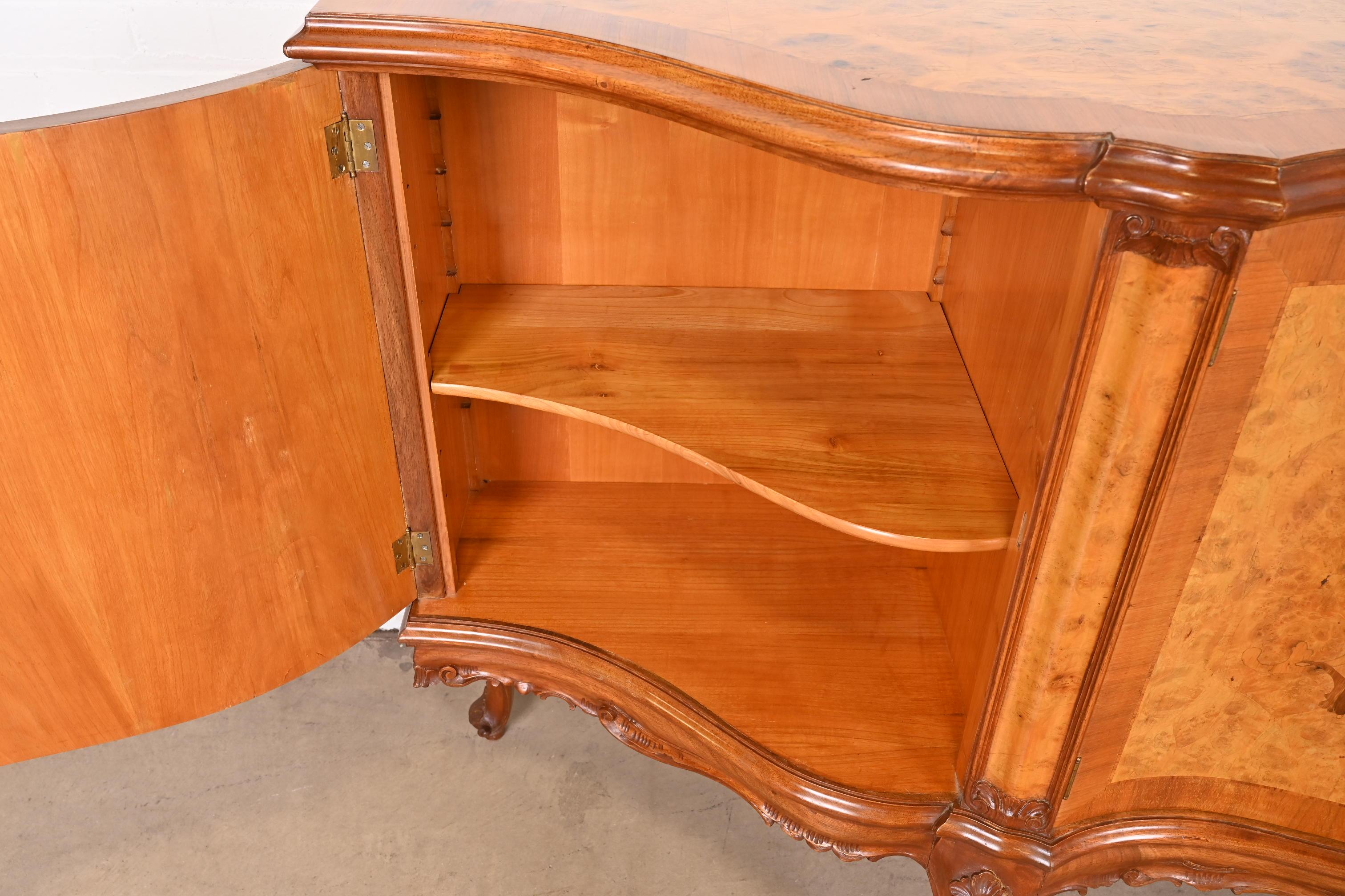 Italian Louis XV Burl Wood Sideboard or Bar Cabinet, Circa 1940s 1