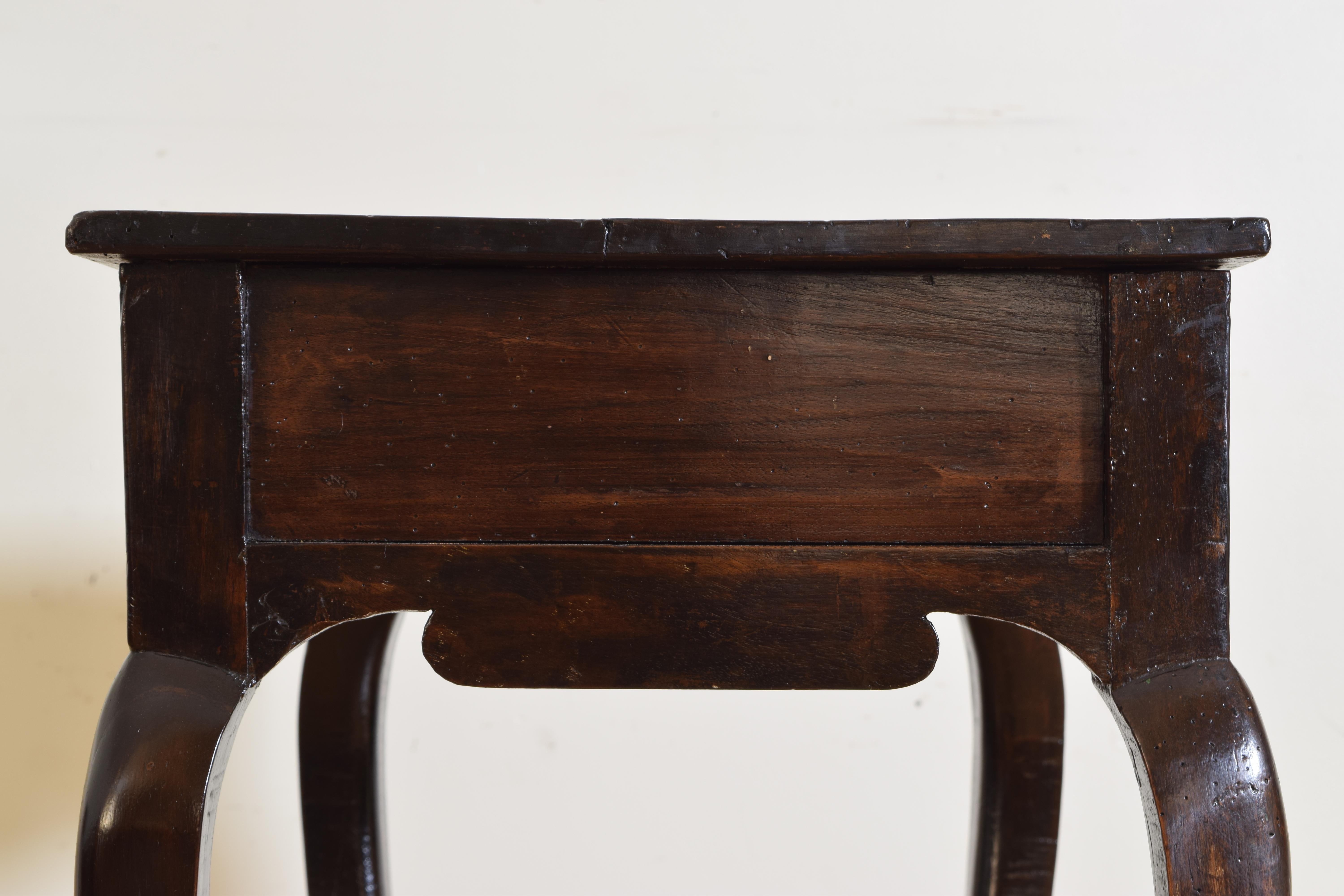 Italian Louis XV Period Dark Walnut 1-Drawer Table, Mid-18th Century 4