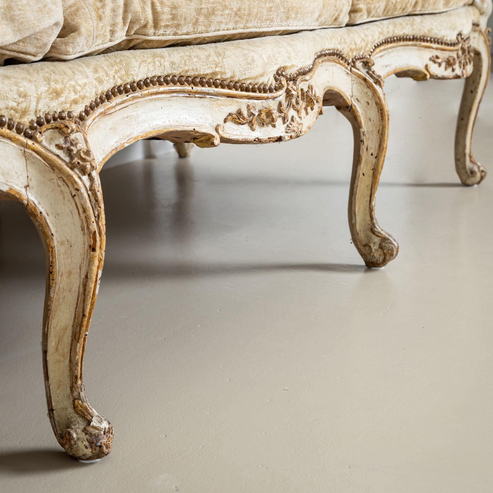 Italian Louis XV Recamier, 18th Century 3
