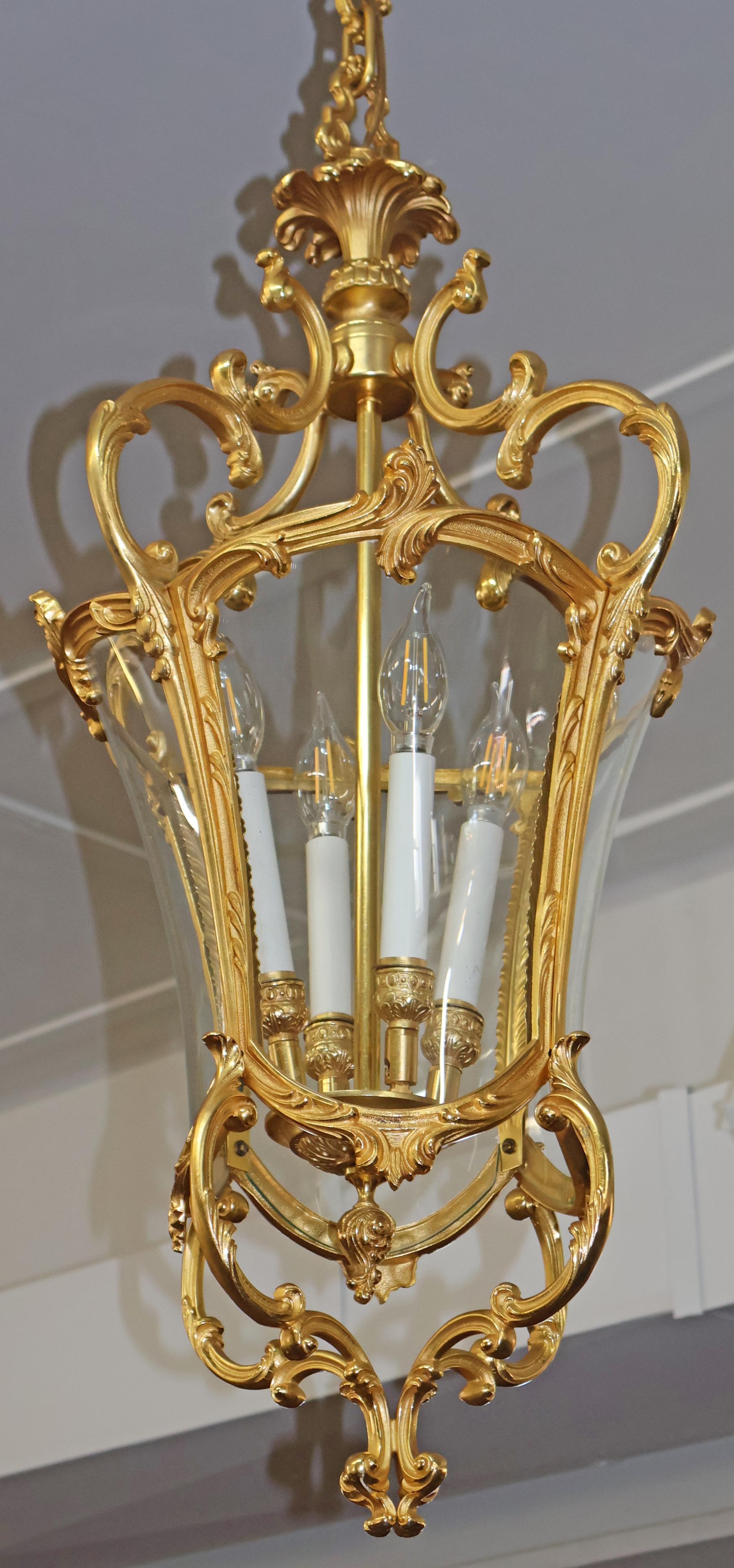 Lanterne italienne de style Louis XV en bronze doré à 4 lumières Par FBAI en vente 6