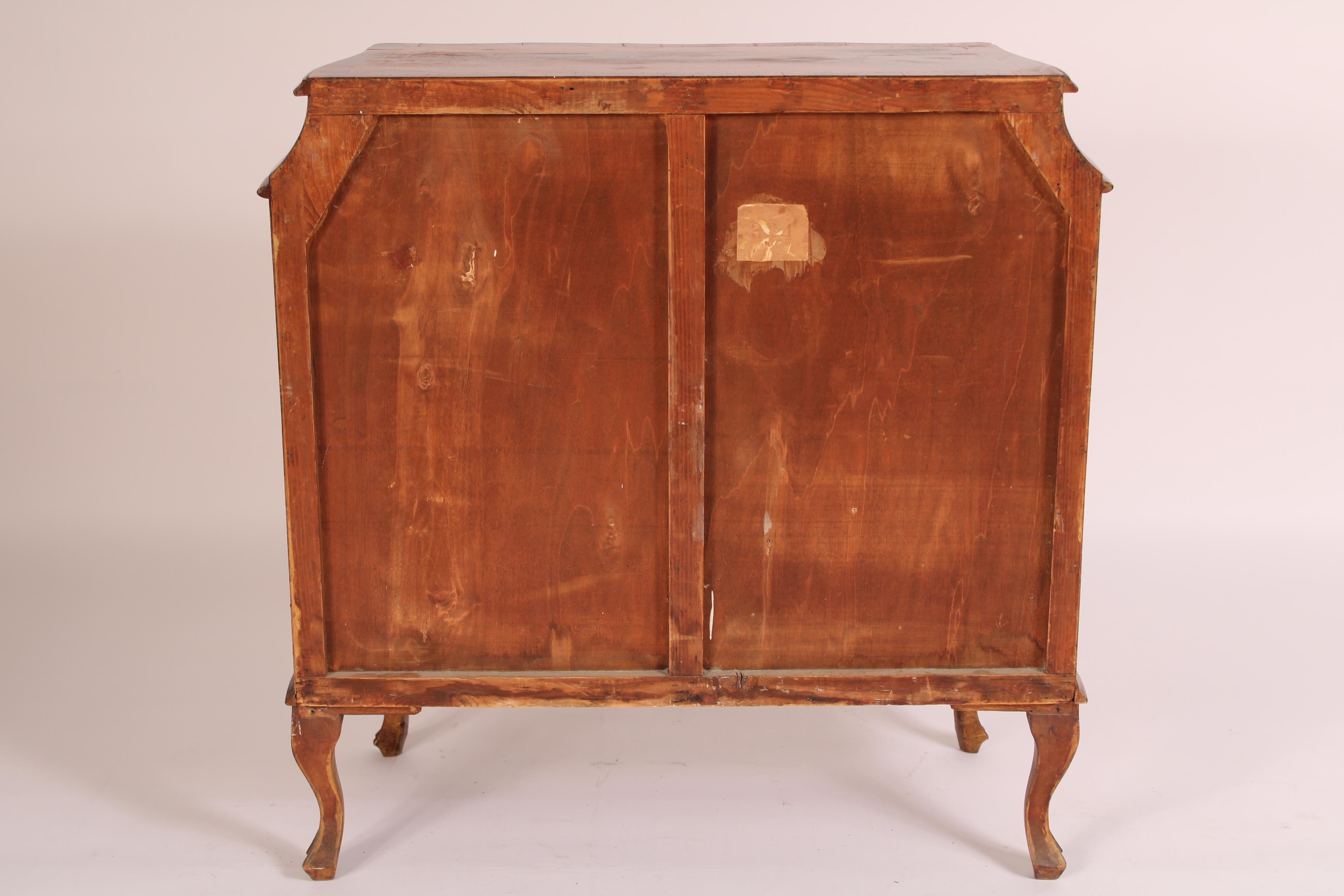 Italian Louis XV Style Burl Walnut Cabinet en venta 6