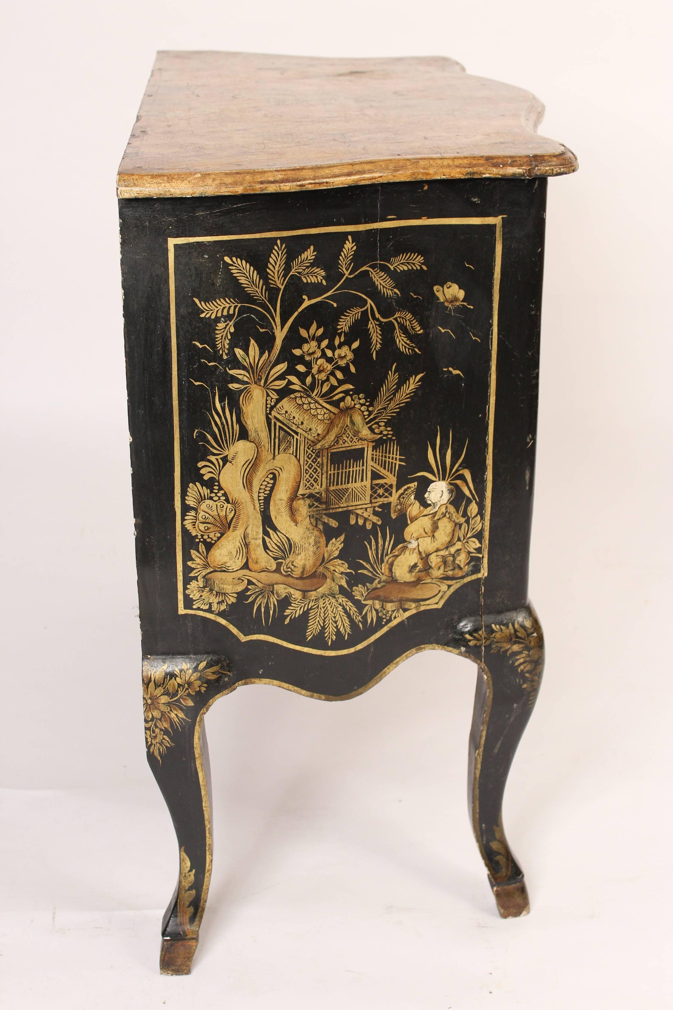 Italian Louis XV style chinoiserie decorated serpentine front chest of drawers with a faux marble top, mid-20th century.