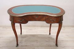 Italian Louis XV Style Elegant Writing Desk