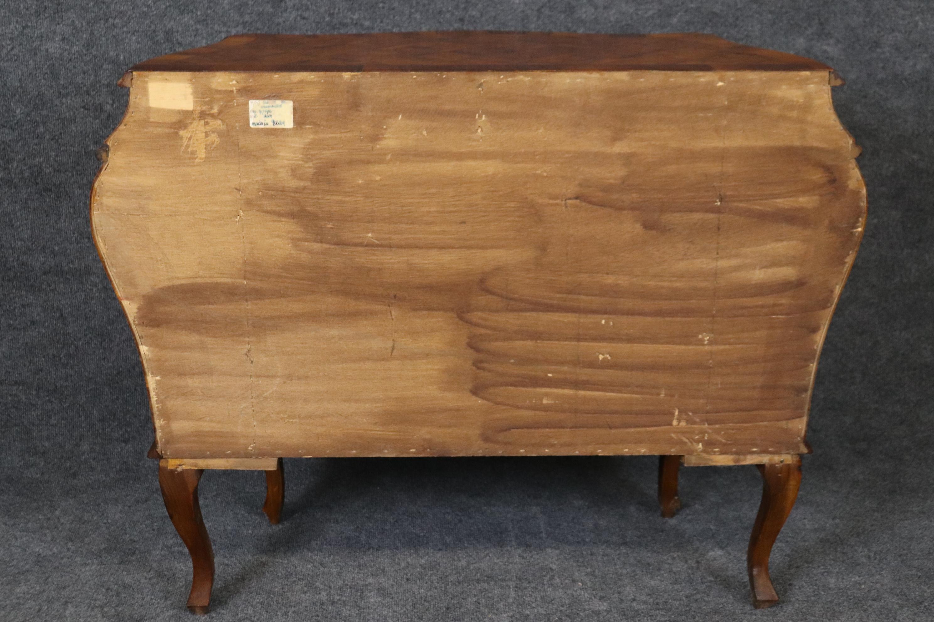 Italian Louis XV Style Inlaid Marquetry Olive Wood Commode Chest of Drawers For Sale 8