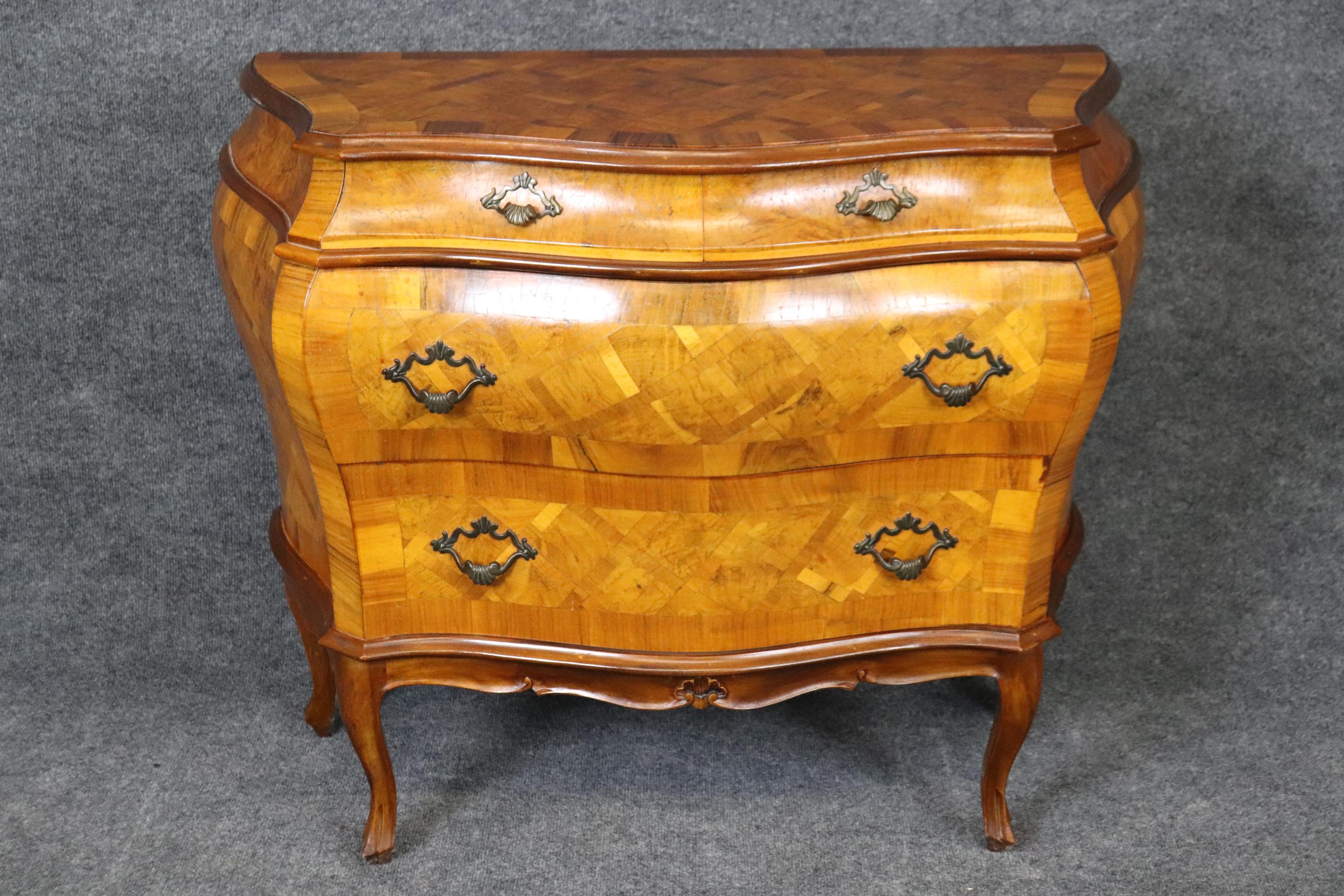 Brass Italian Louis XV Style Inlaid Marquetry Olive Wood Commode Chest of Drawers For Sale
