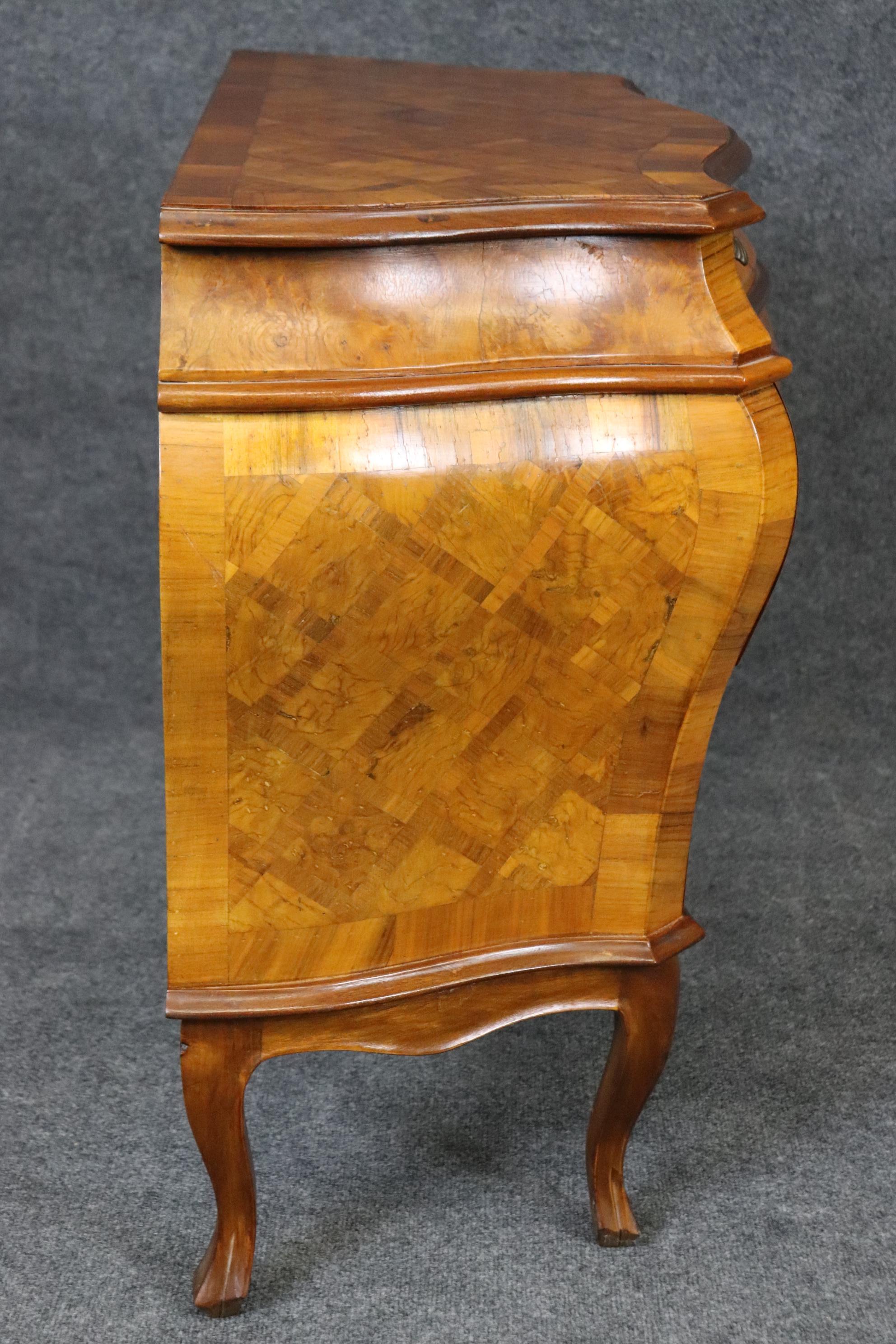 Italian Louis XV Style Inlaid Marquetry Olive Wood Commode Chest of Drawers For Sale 2