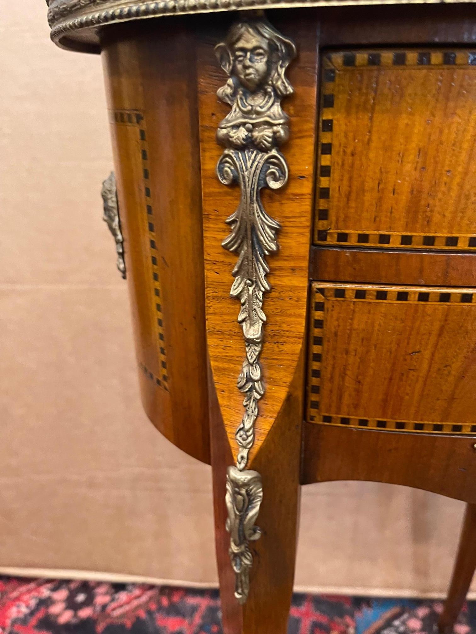 Italian Louis XV/XVI Style Gilt Metal Fruitwood Side Table, 20th Century 6