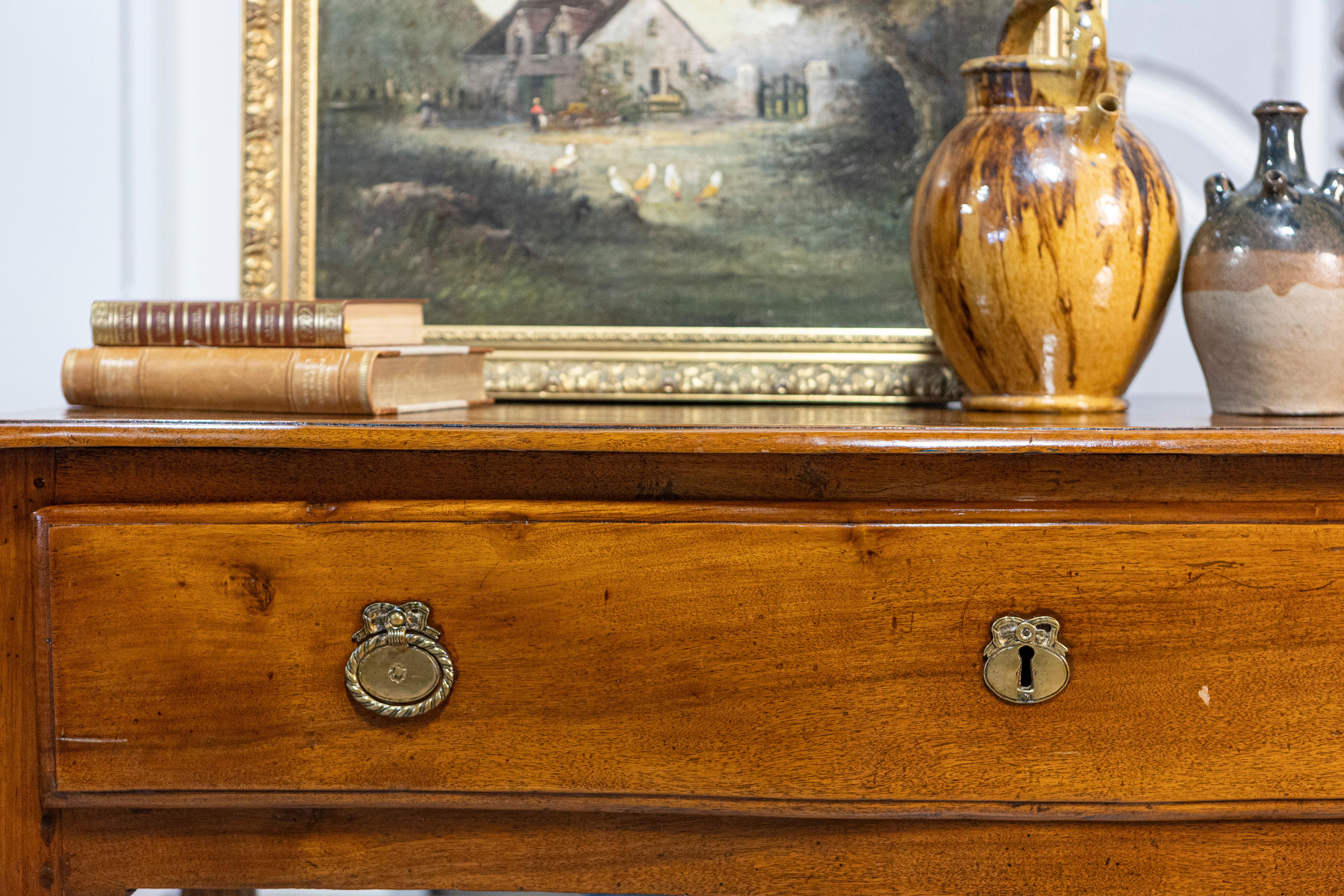 Italian Louis XVI 18th Century Walnut Console Table with Carved Fluted Legs For Sale 10