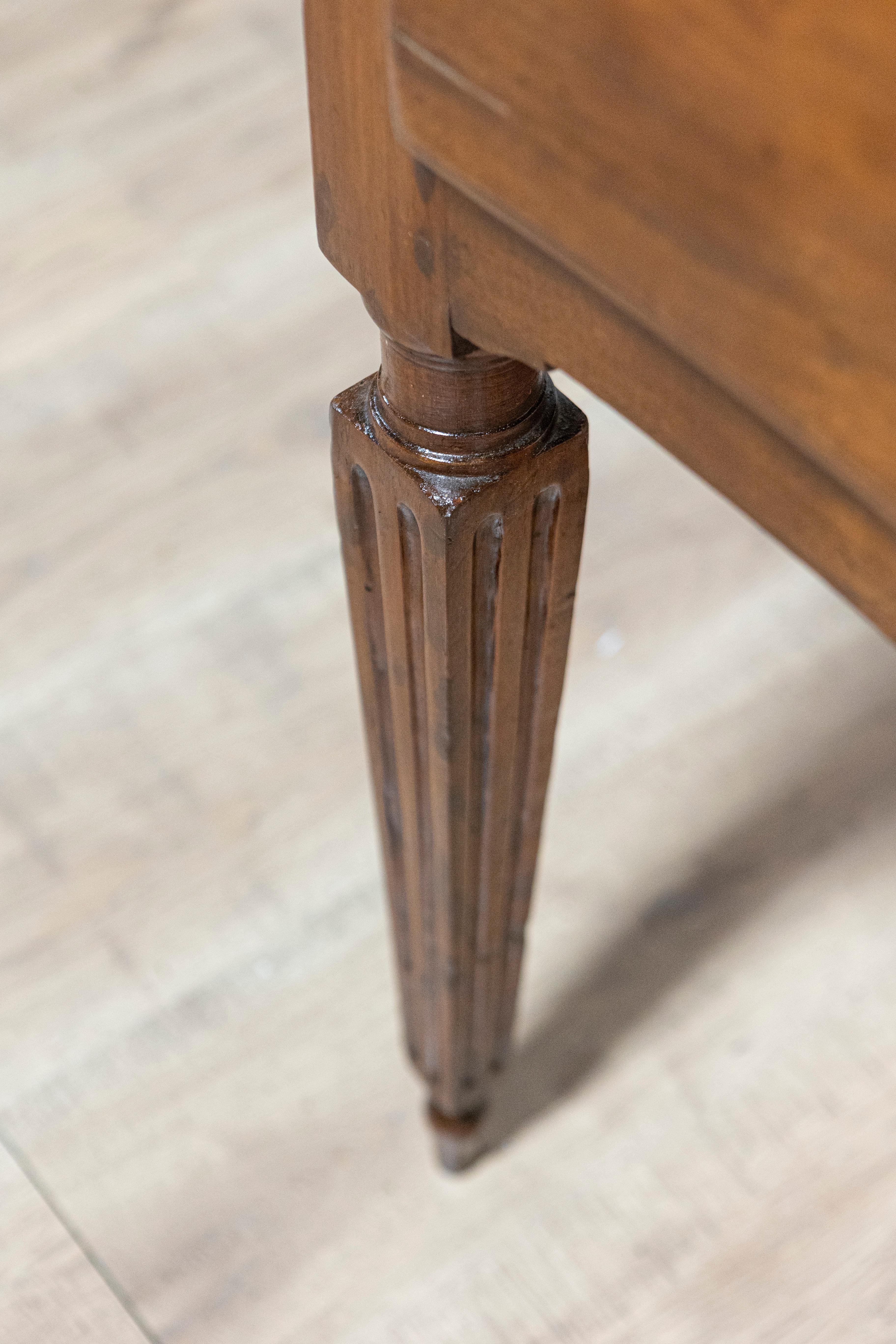Italian Louis XVI 18th Century Walnut Console Table with Carved Fluted Legs For Sale 14