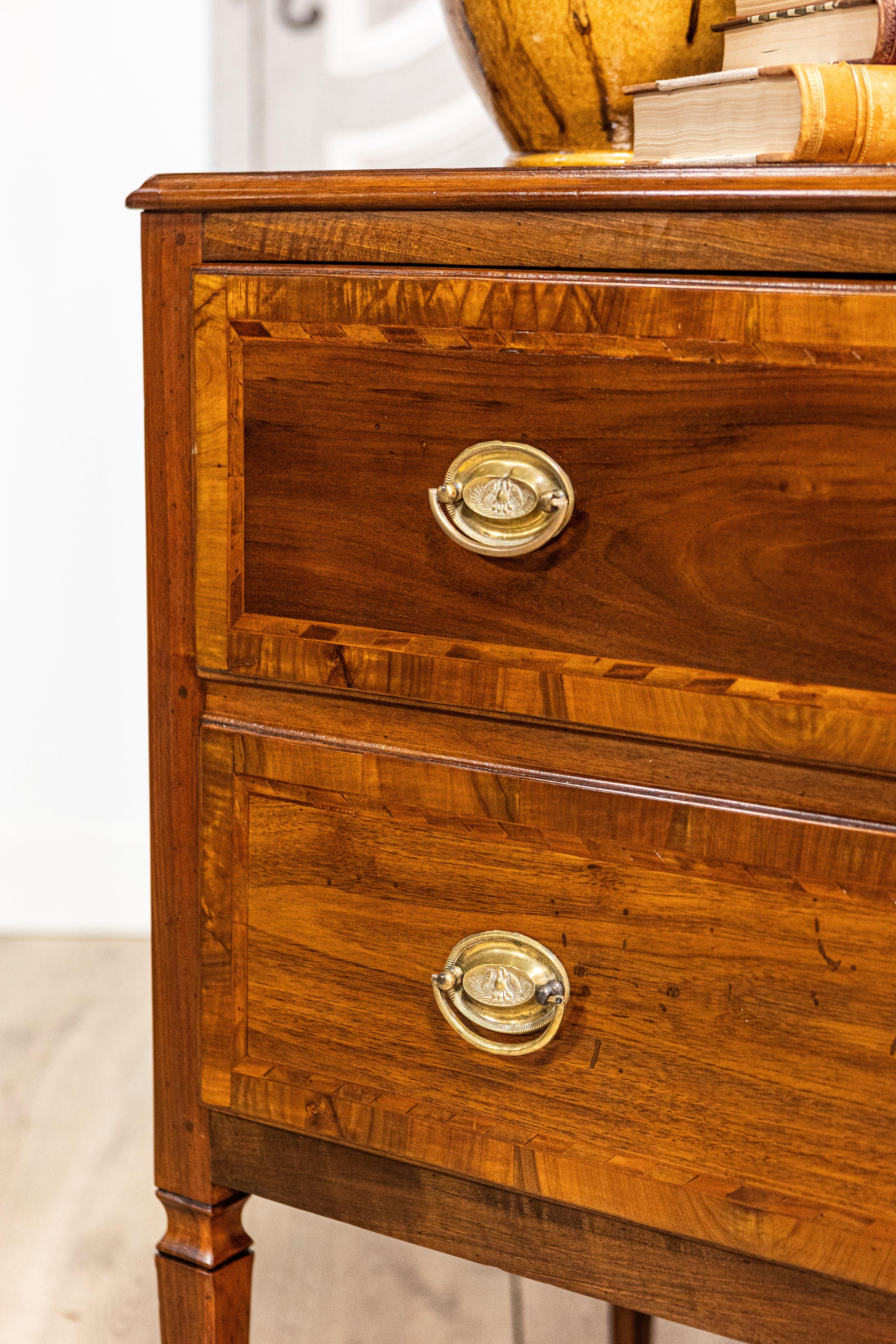 Italian Louis XVI 19th Century Walnut Two-Drawer Commode with Inlay For Sale 7