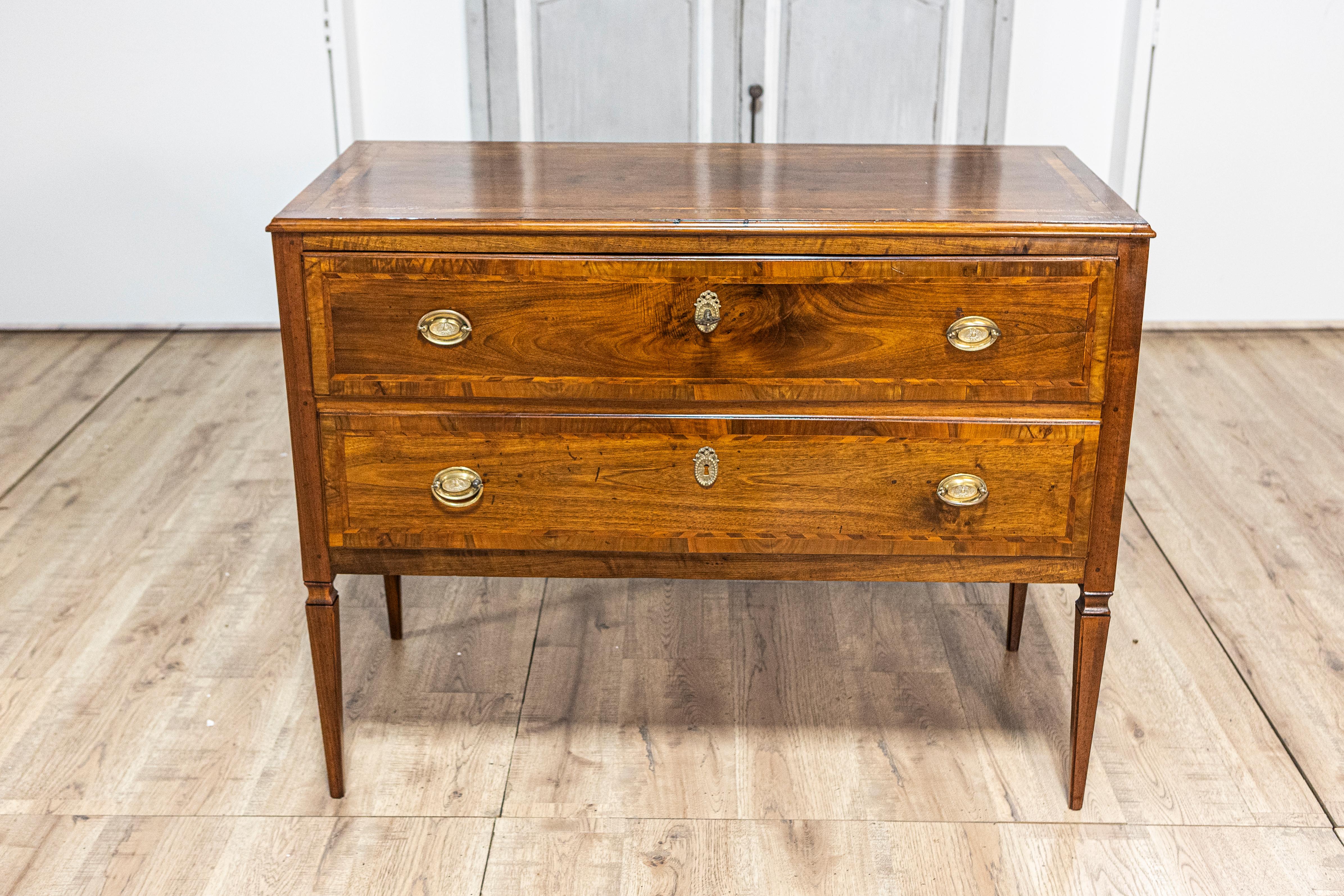 Italian Louis XVI 19th Century Walnut Two-Drawer Commode with Inlay For Sale 11